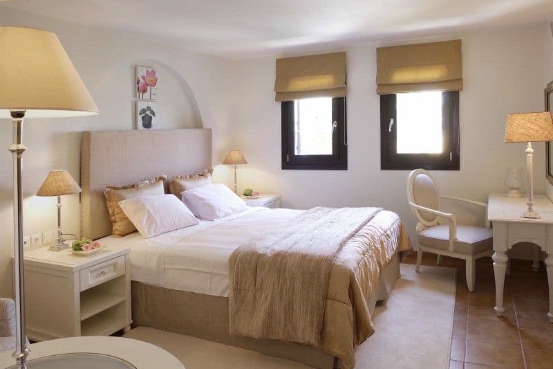 room-types-AEGEANS-DLX-0.jpg
