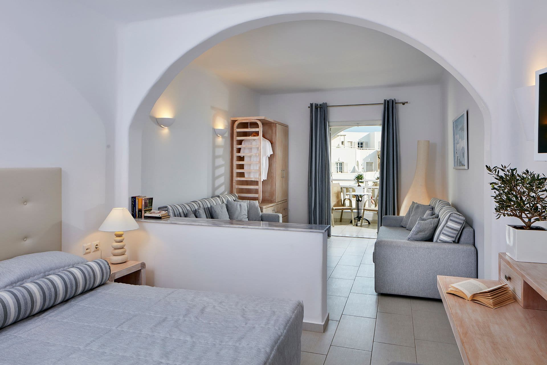 room-types-AEGEANSAN-SUI-0.jpg