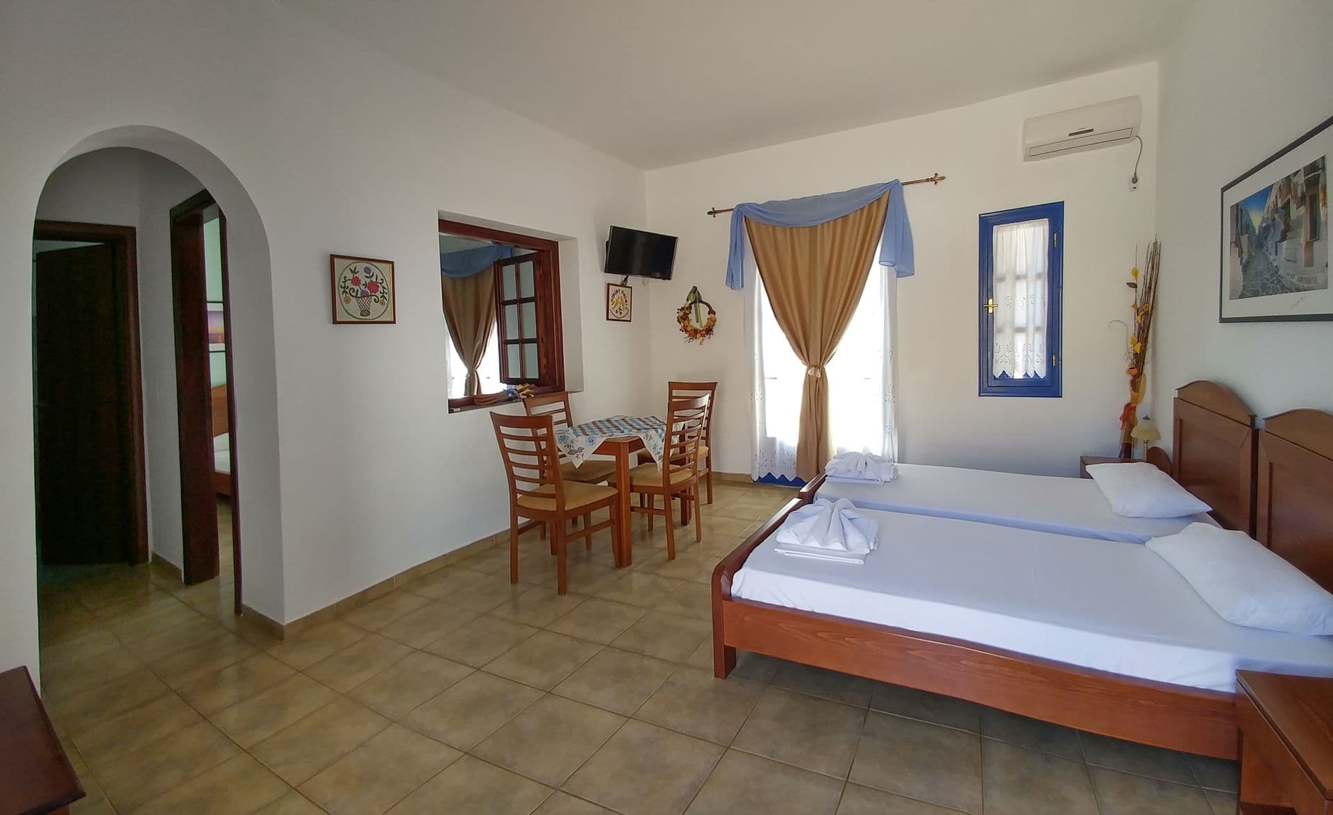 room-types-AEGEANSF-2BEDR-0.jpg