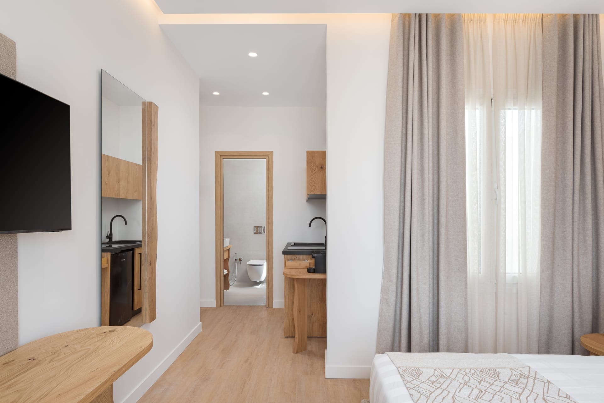 room-types-AEGINADRS-A1JUNI-0.jpg
