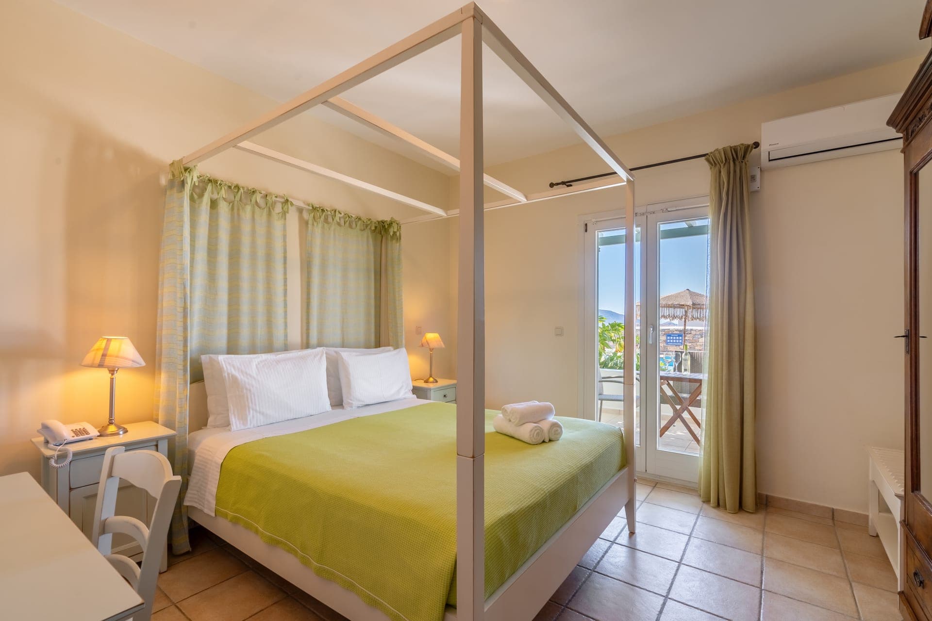 room-types-AEOLOSHK-QDPV-0.jpg