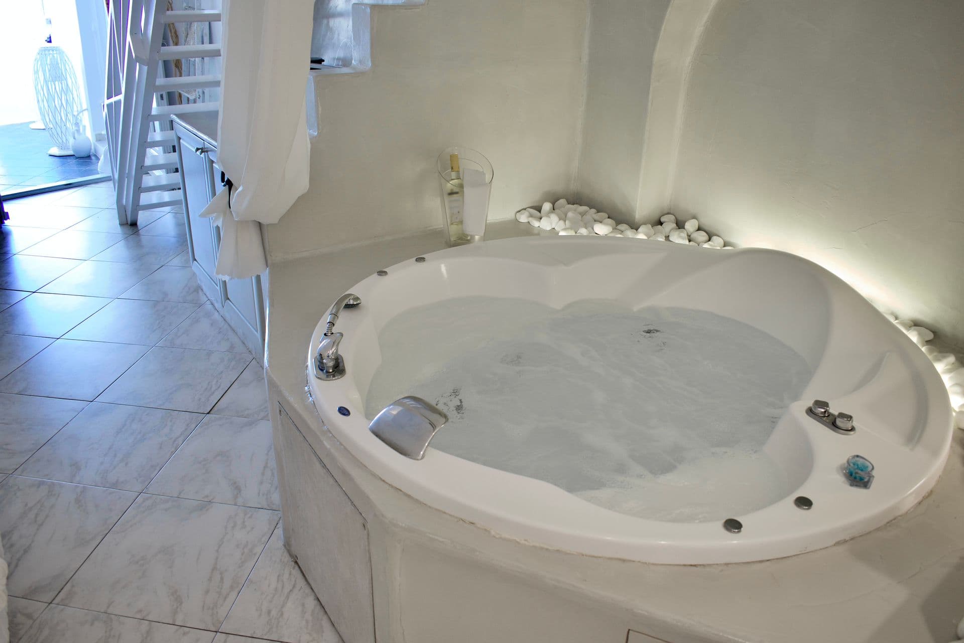 Indoor heated Private Jetted Tub