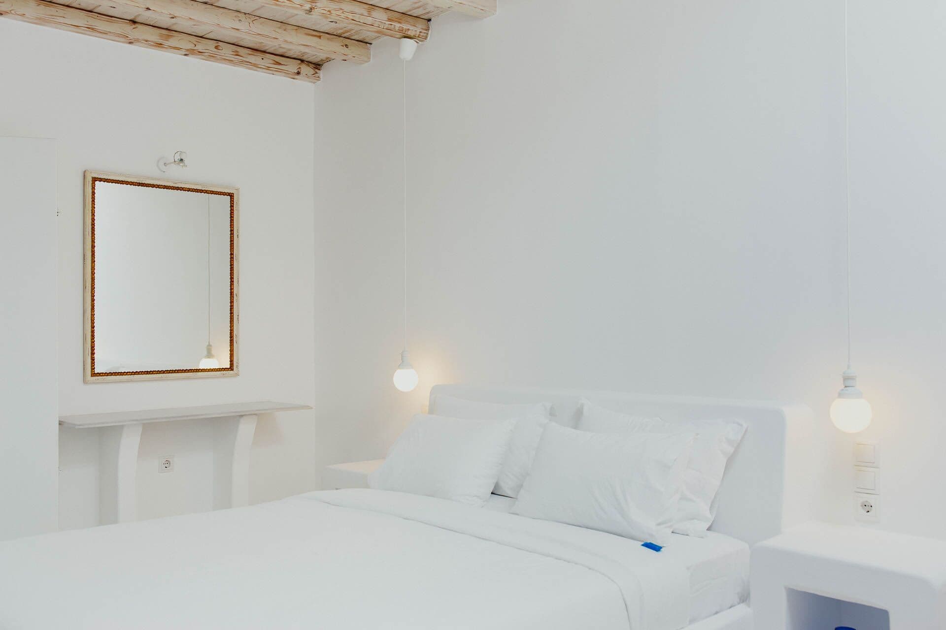 room-types-AETHERB-DBL-0.jpg