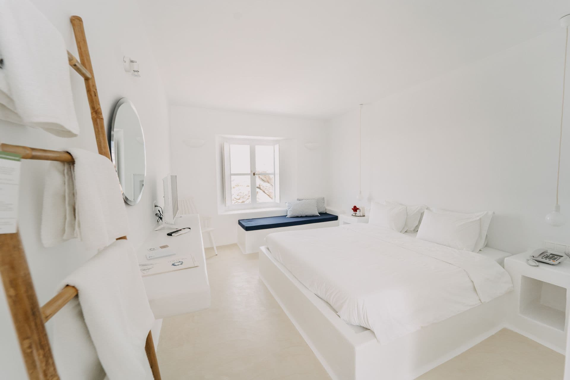 room-types-AETHERB-RSVR-0.jpg