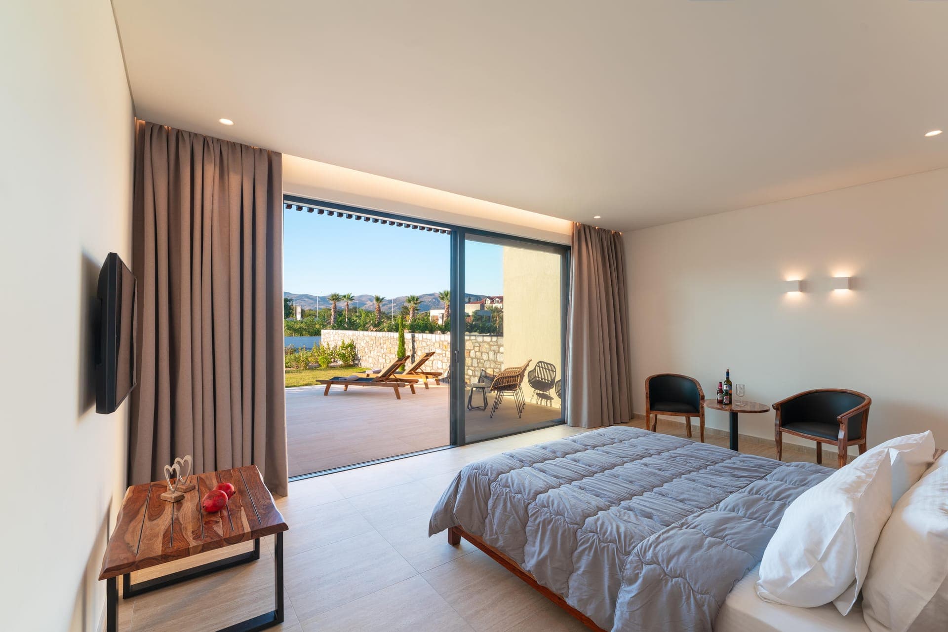 room-types-AETHRIONV-SUITE-0.jpg