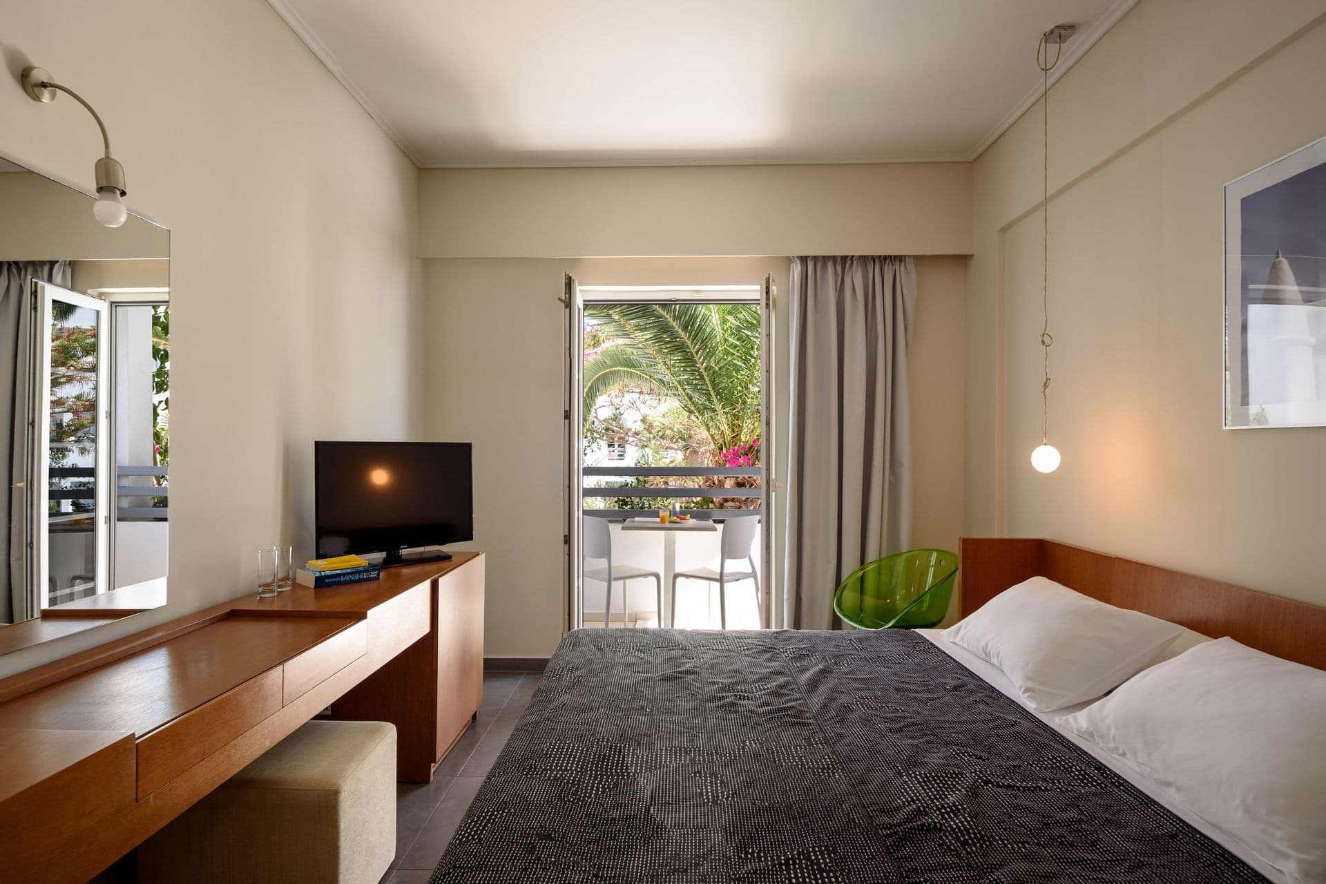 room-types-AFRODITIV-SUITE-0.jpg