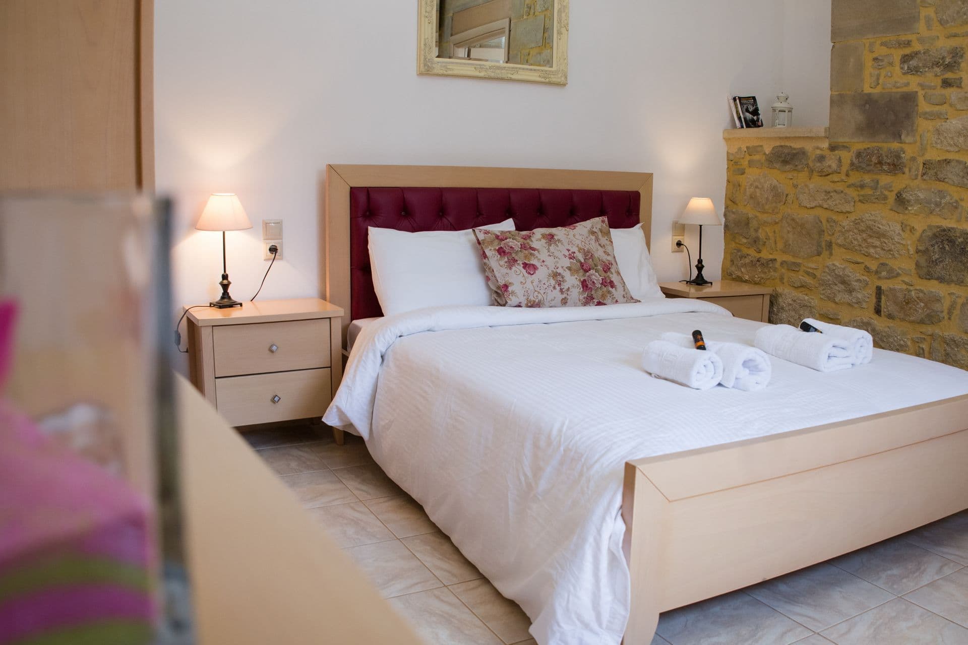 room-types-AGARATHOS-ONEBED-0.jpg