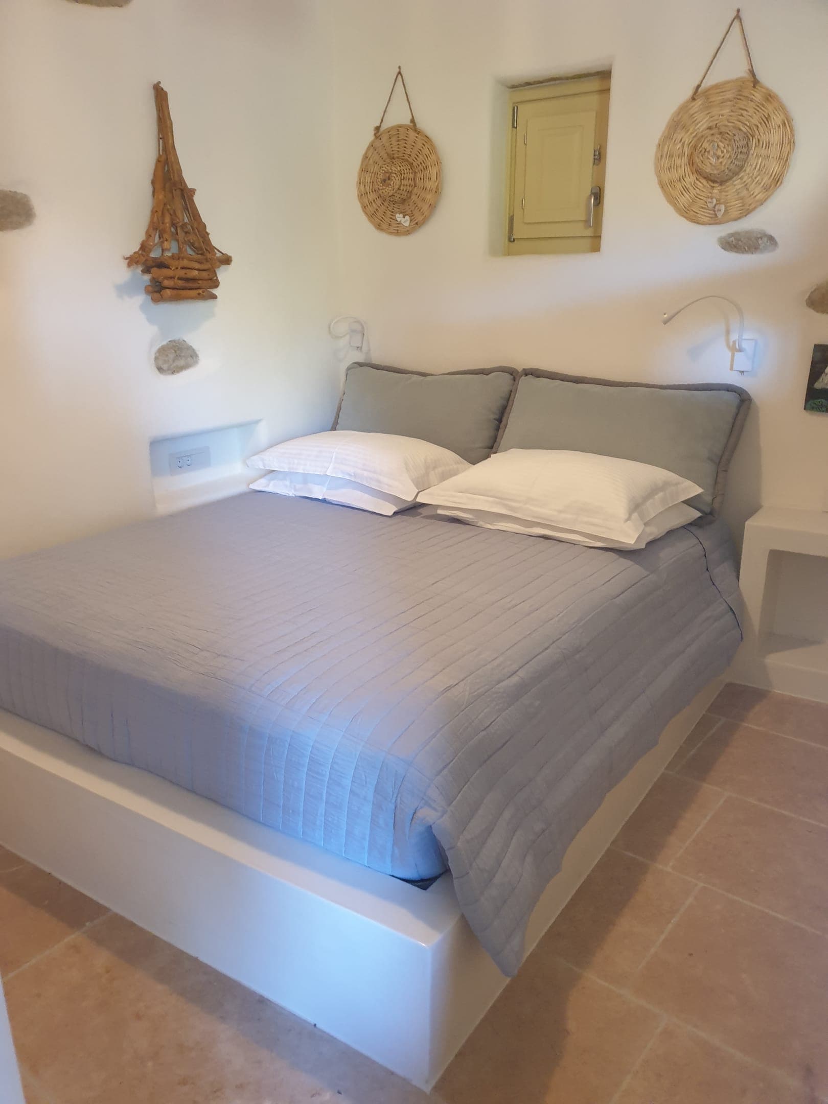 room-types-AGIANNIREM-ANTH-0.jpg