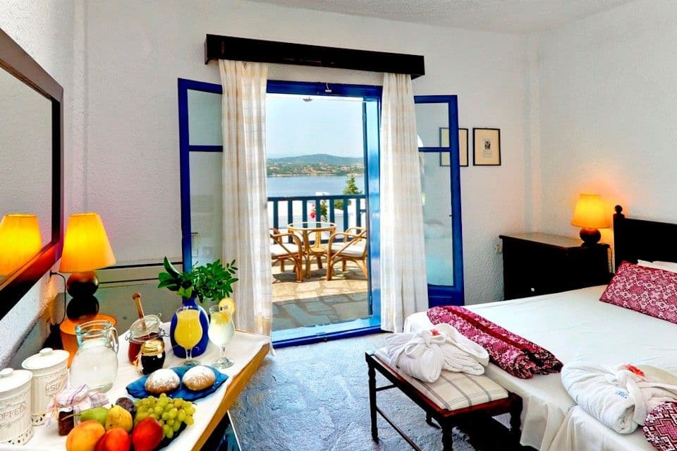 room-types-AGIONISSI-DBLSV-0.jpg