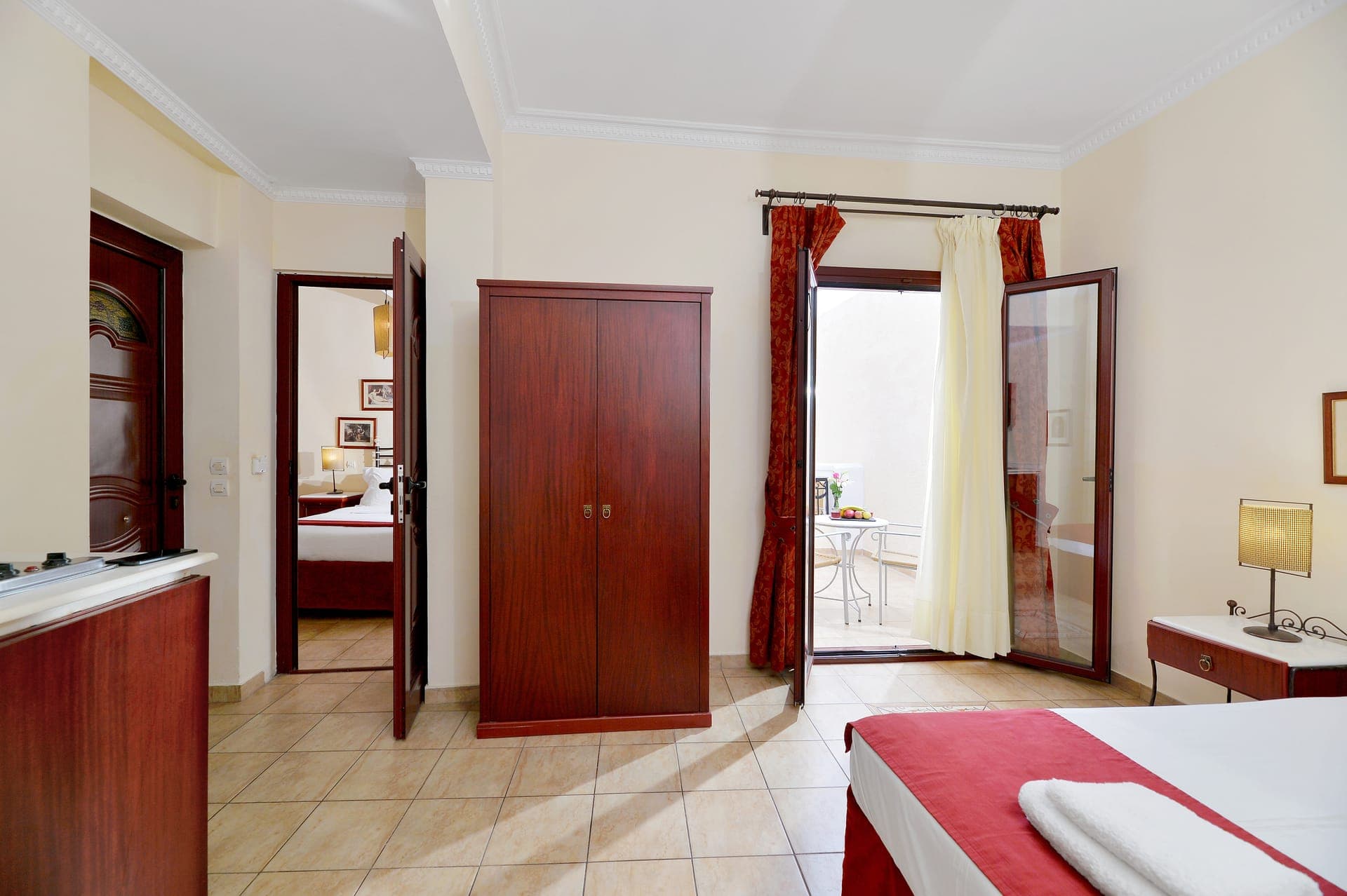 room-types-AGISTRI-APART-0.jpg
