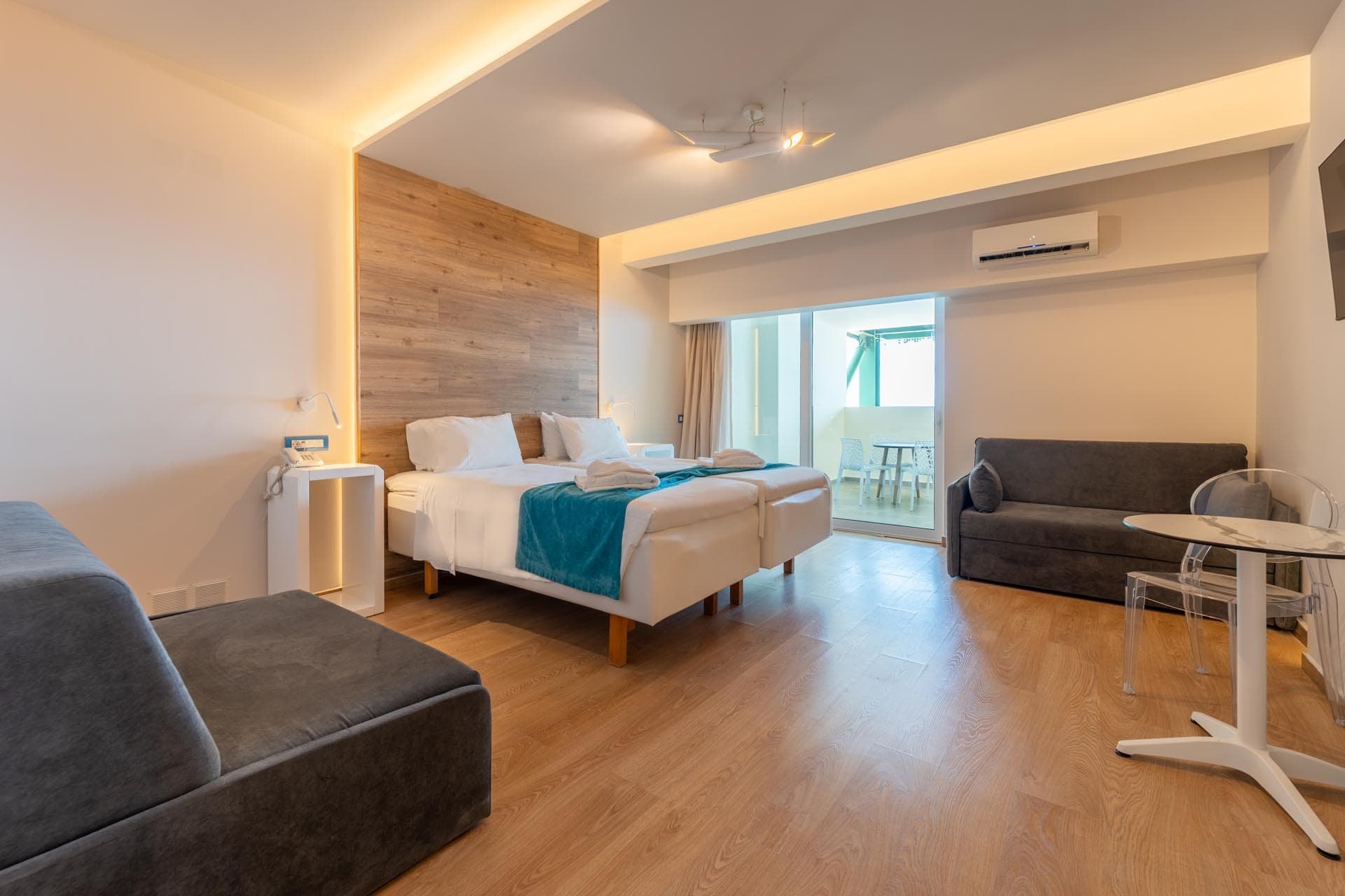 room-types-AGLAHOTEL-SSVR-0.jpg