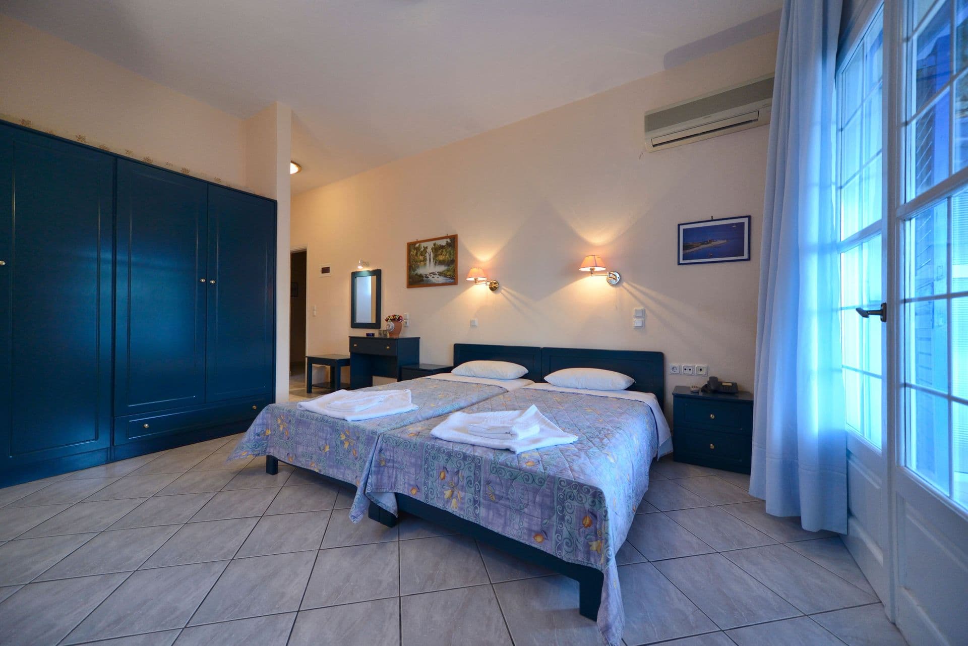 room-types-AGNAHOTEL-DBLTW-0.jpg