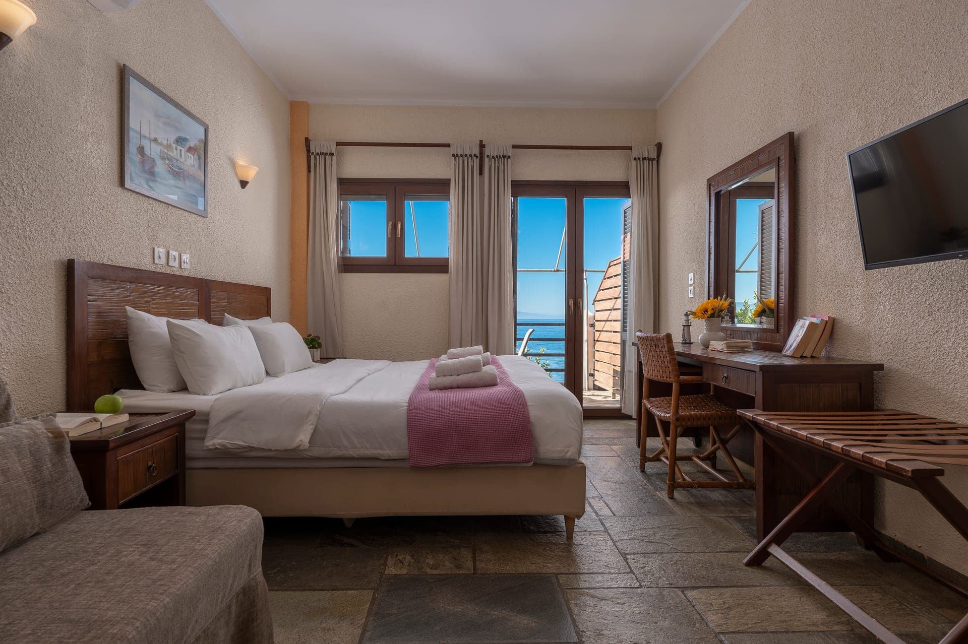 room-types-AGNANTIPEL-APART-0.jpg
