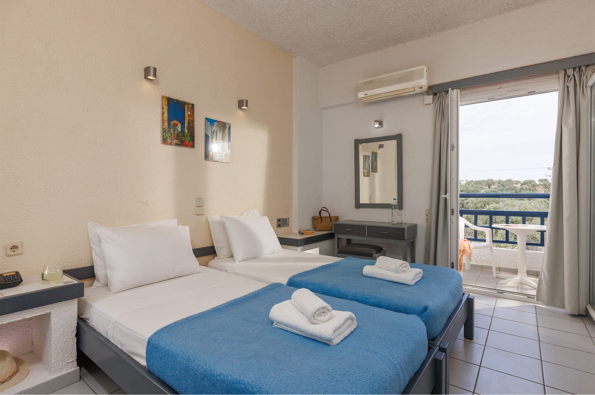 room-types-AGRABELLA-DBECOL-0.jpg