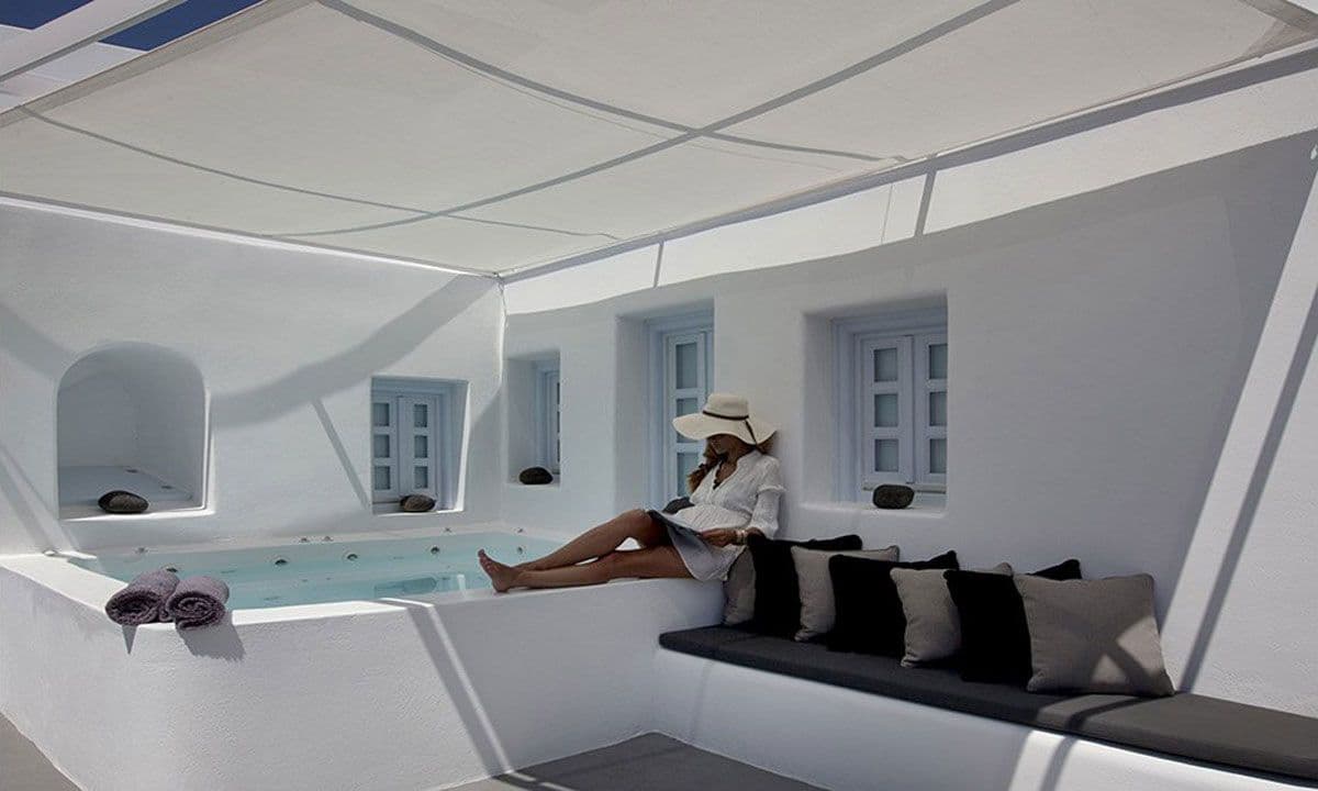 room-types-AGVJTR-MENELA-0.jpg