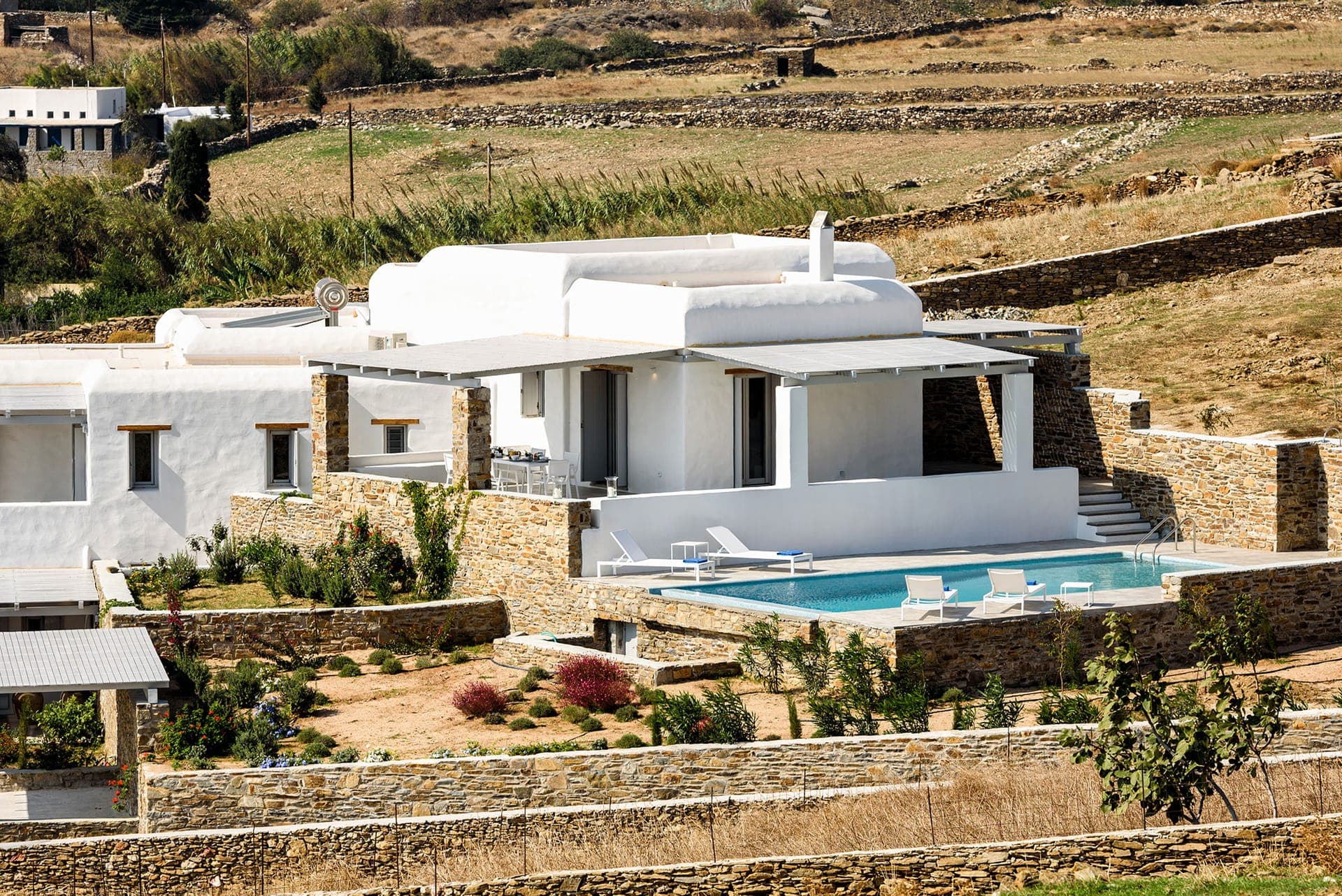 room-types-AGVPAROS-AERAKI-0.jpg