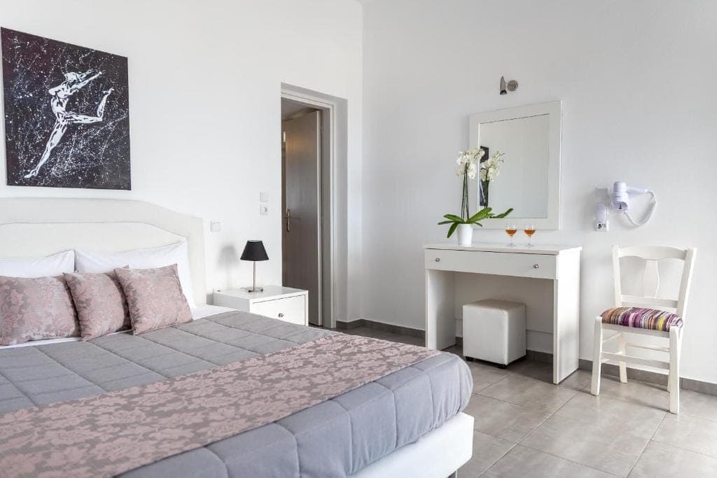 room-types-AIGLIVILLA-DOUBLE-0.jpg