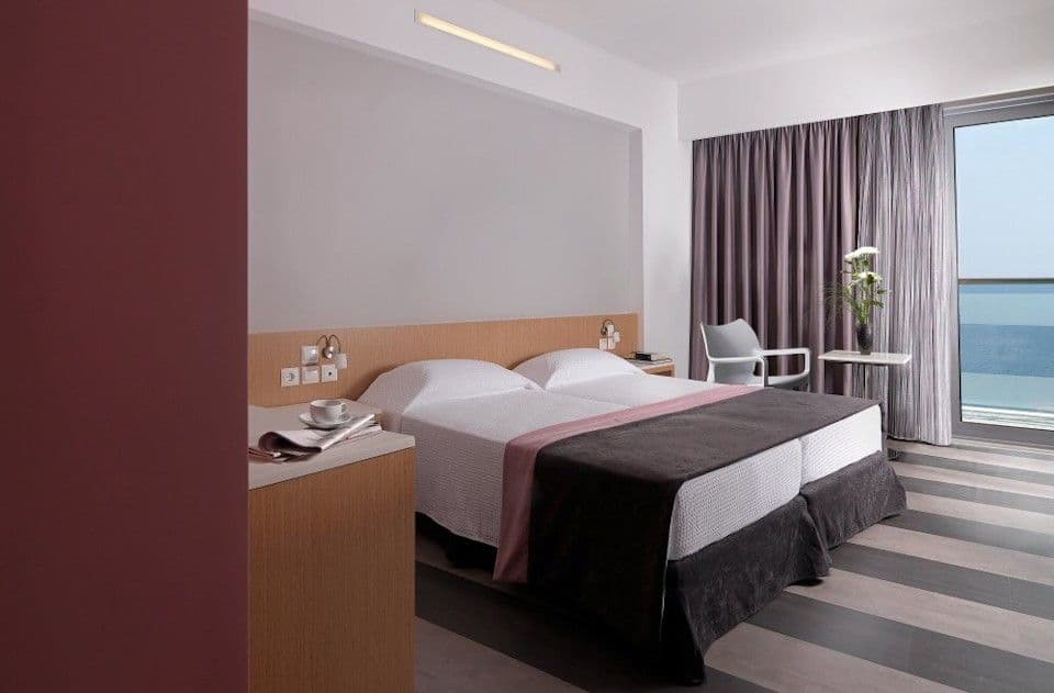 room-types-AIROTELGK-DBCV1-0.jpg