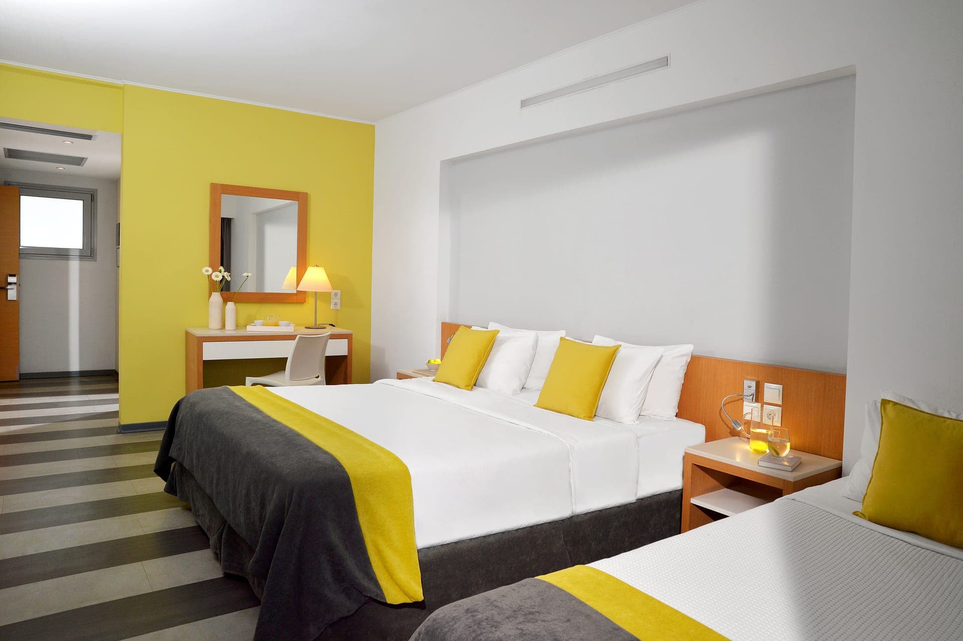 room-types-AIROTELGK-TRPCV-0.jpg