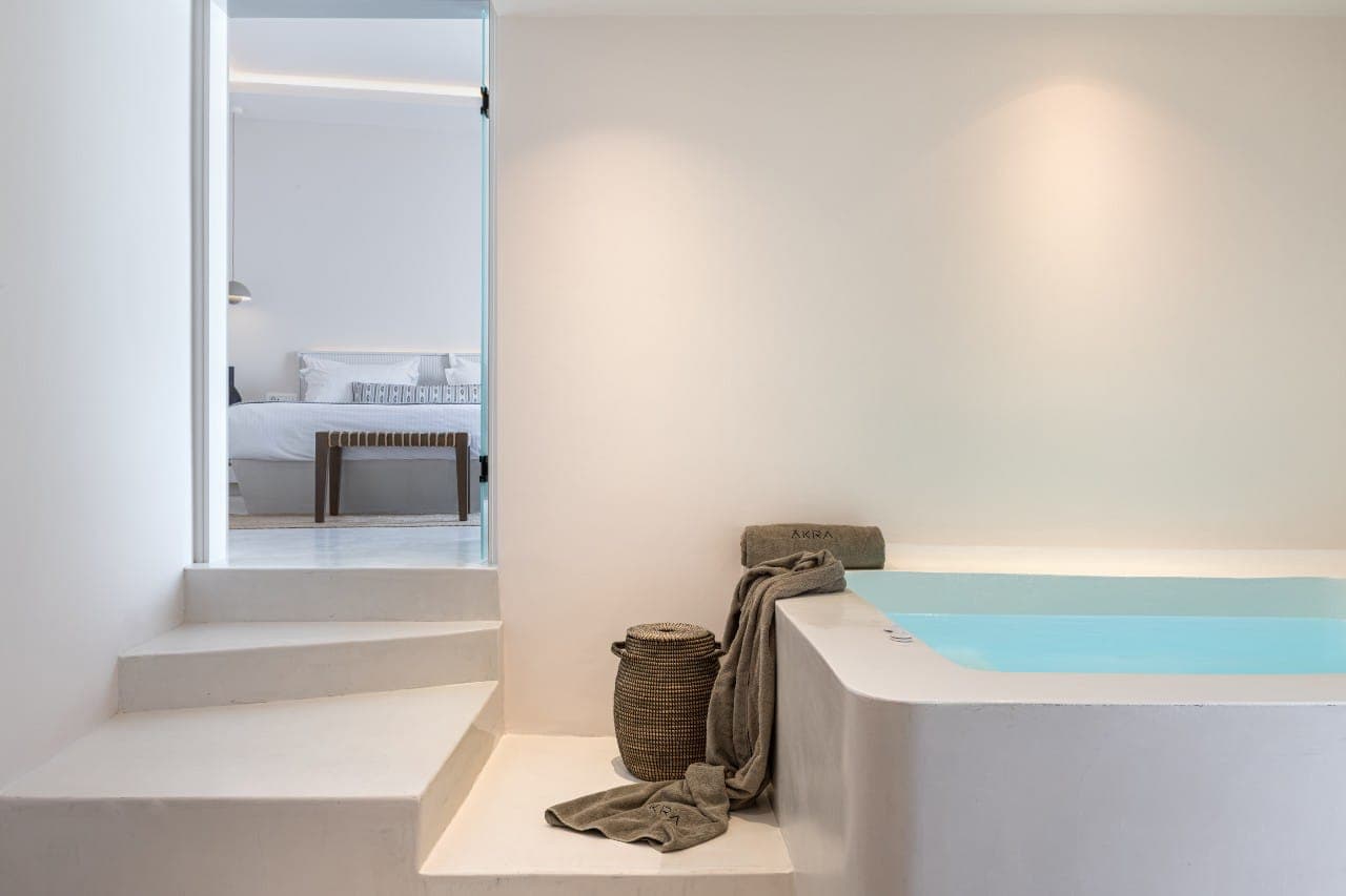 room-types-AKRASUITES-SPSUPJ-0.jpg