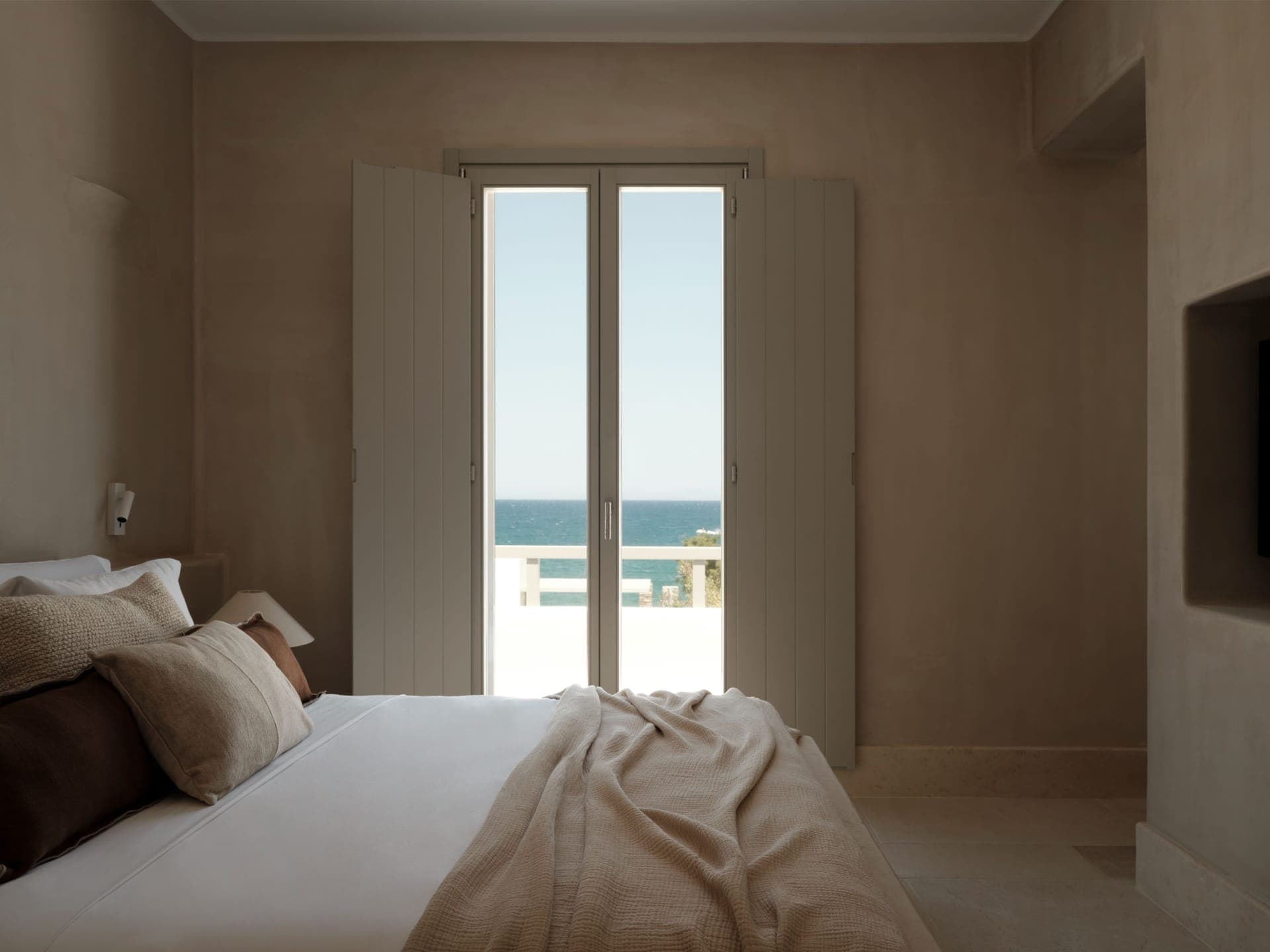 room-types-AKRIASEAPR-AKRDEL-0.jpg
