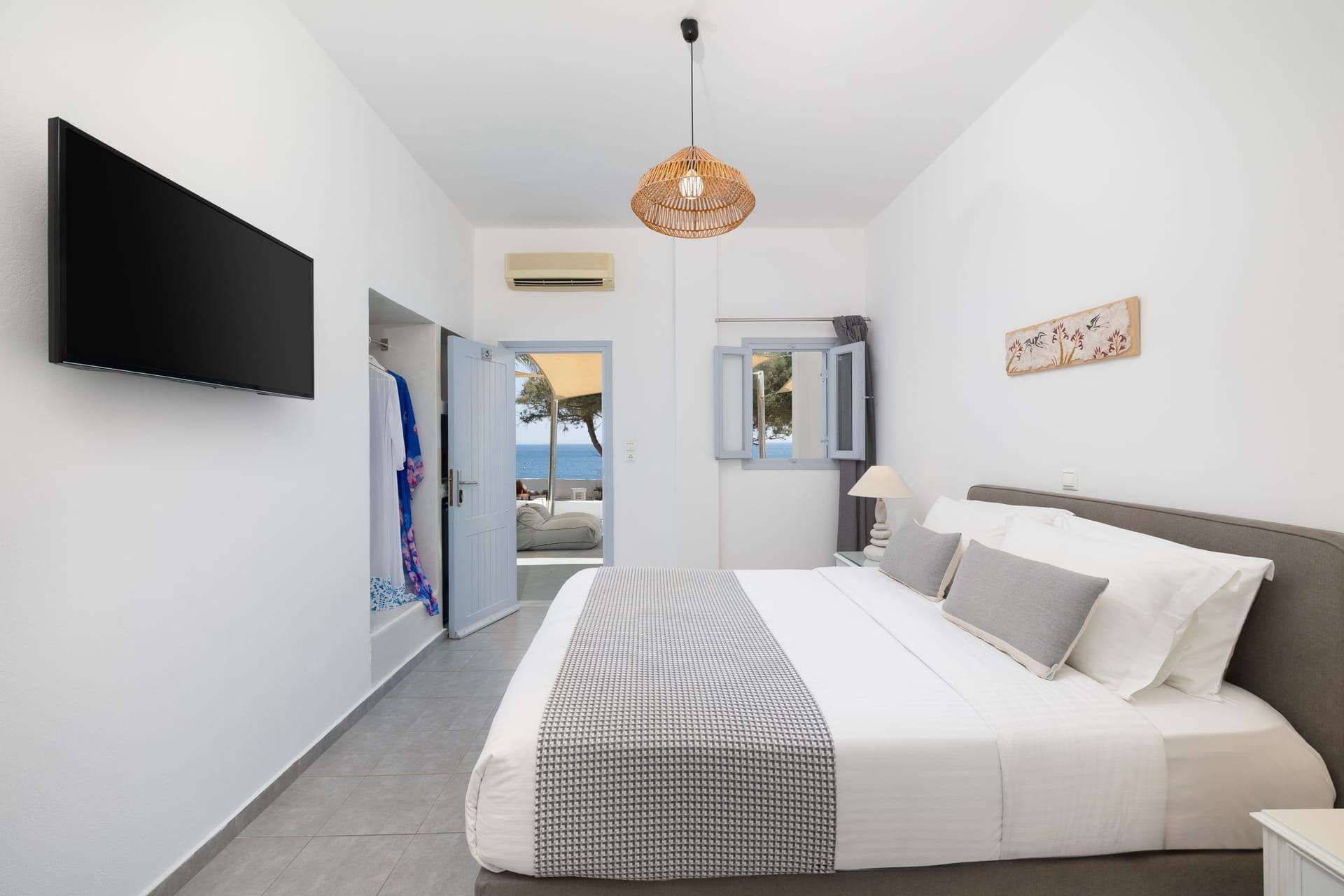 room-types-AKROHOTEL-4-0.jpg