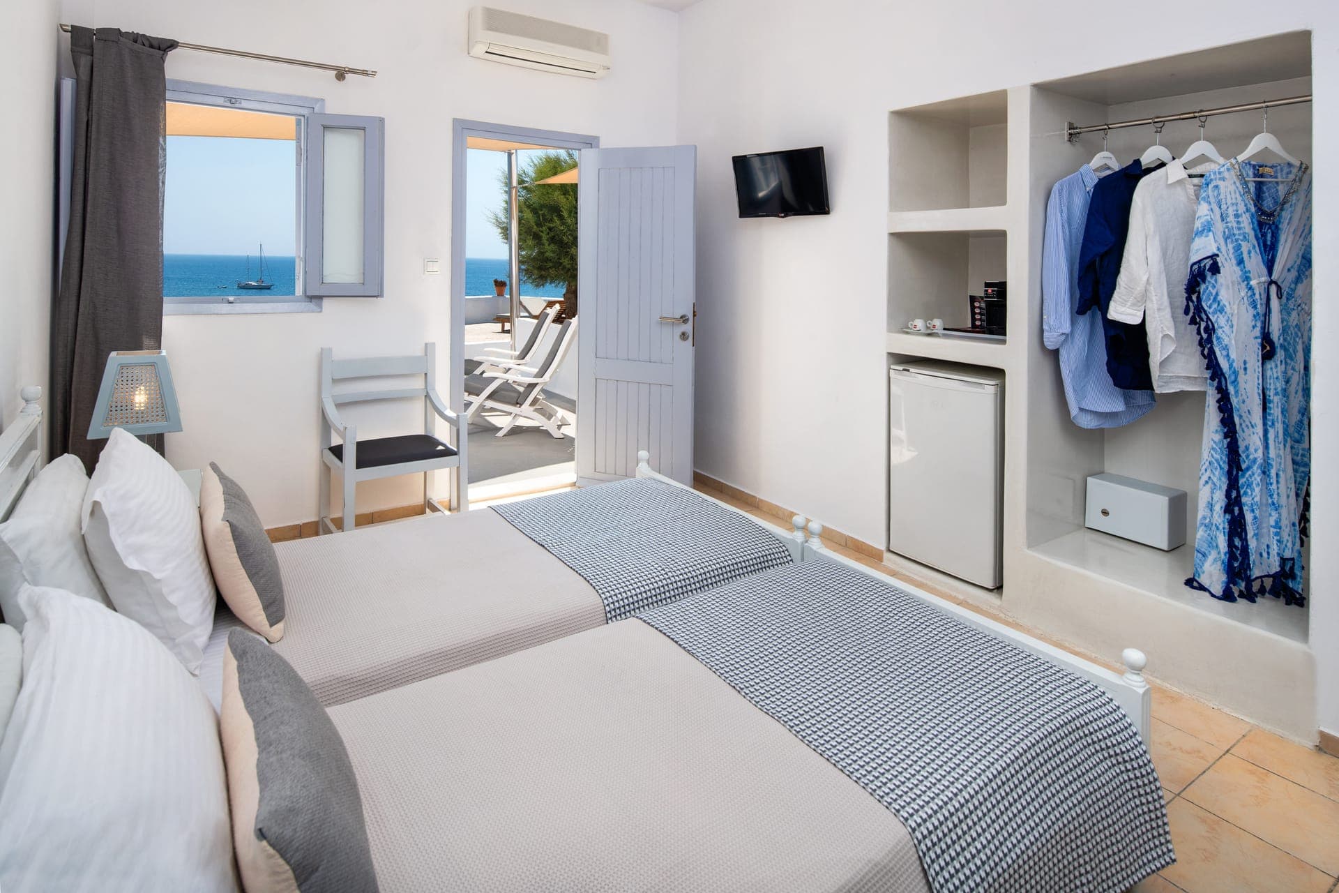 room-types-AKROHOTEL-DOUBLE-0.jpg