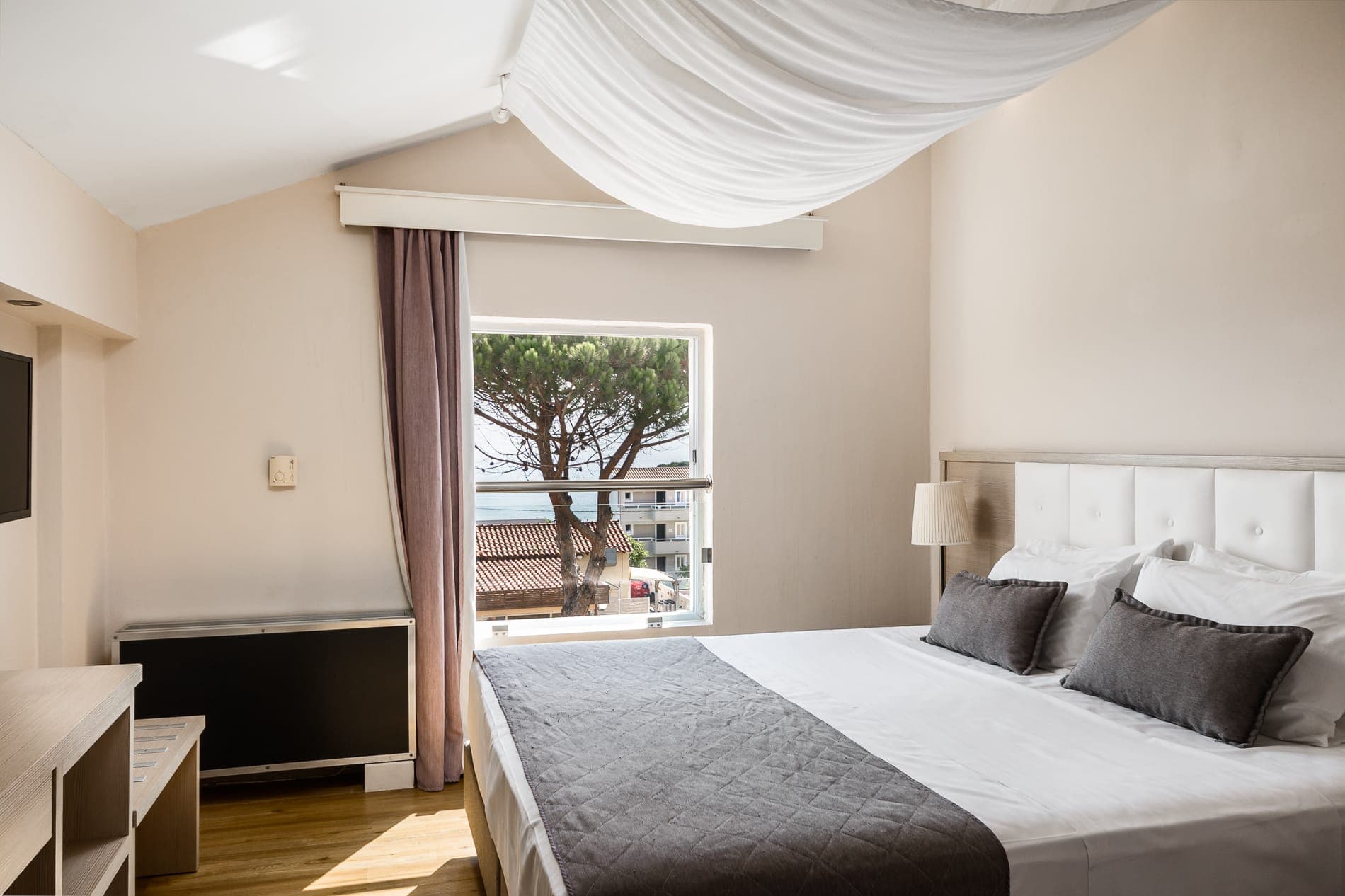 room-types-AKRONRESOR-SUPFAM-0.jpg