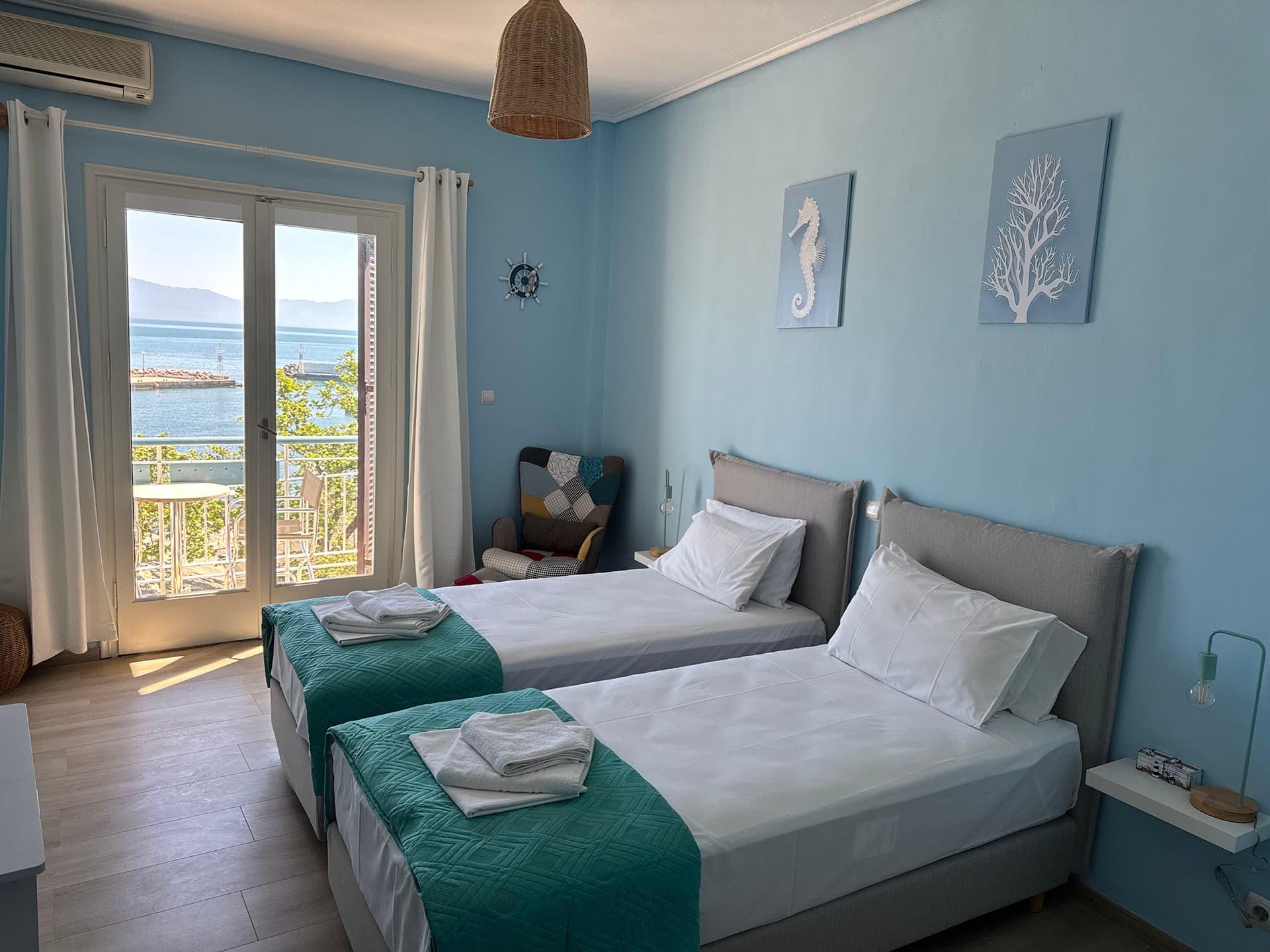 room-types-AKROYALIH-SDSV-0.jpg