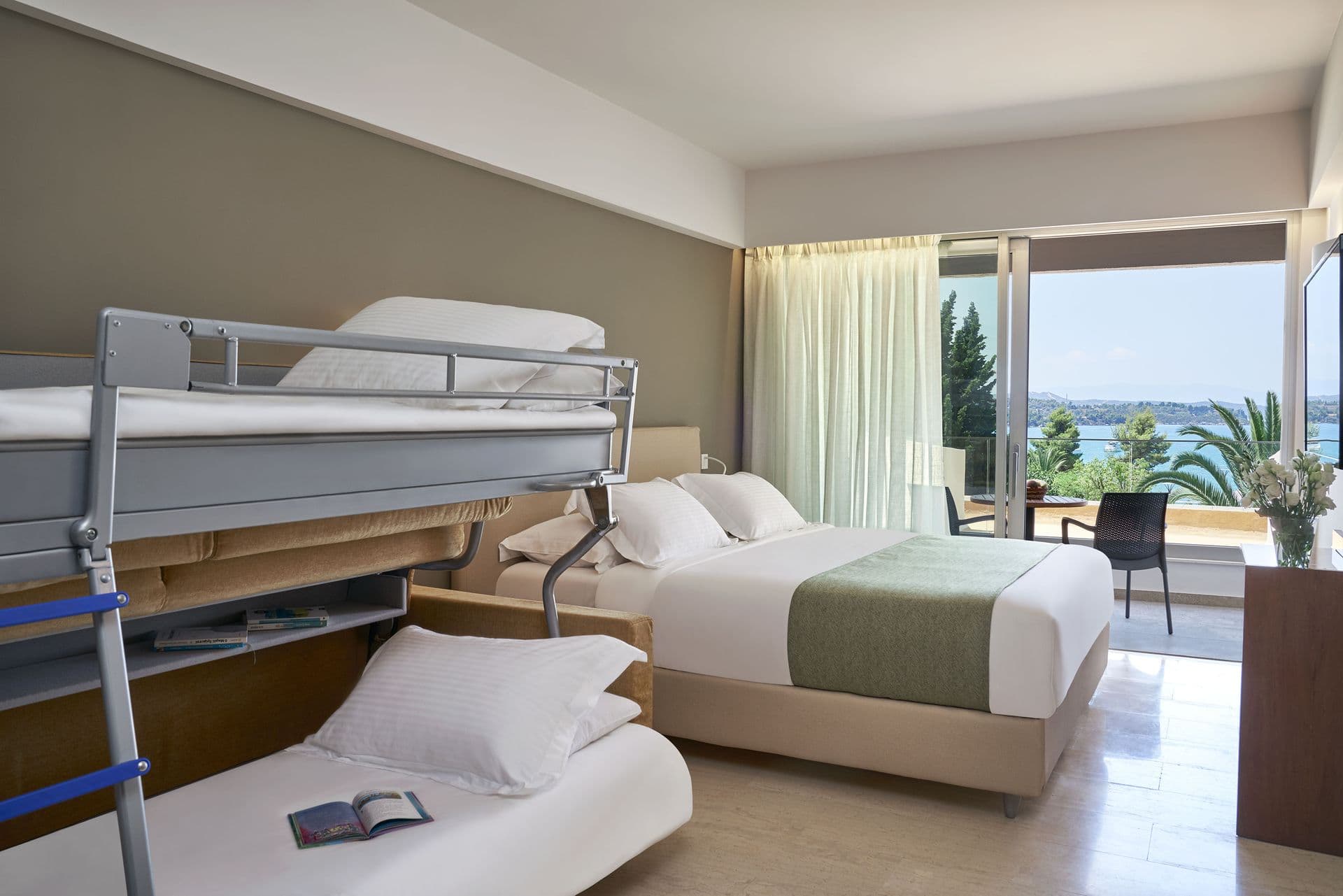 room-types-AKSPORHELI-SVBUNK-0.jpg