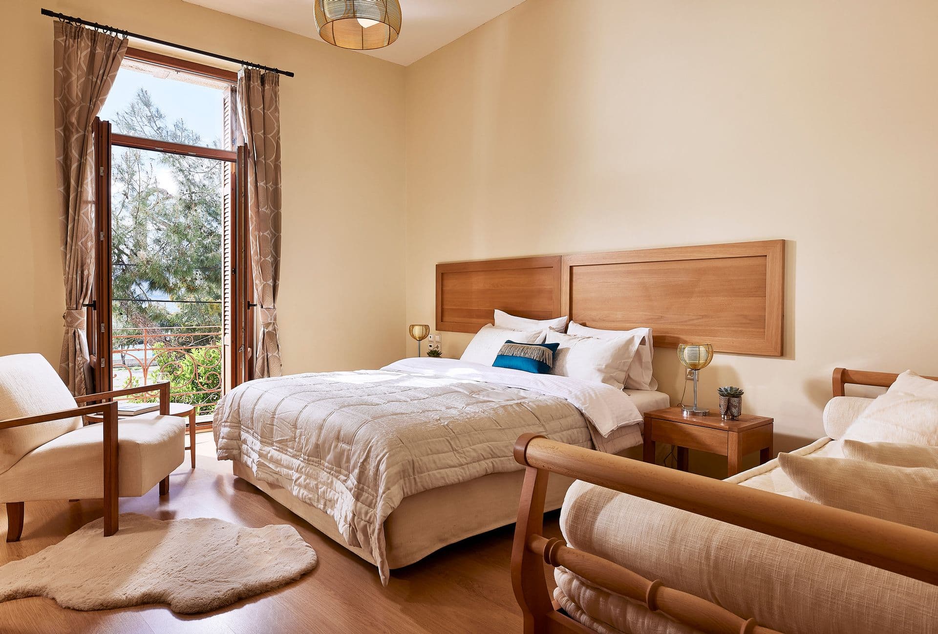 room-types-AKTAIONHTL-TRPL-0.jpg