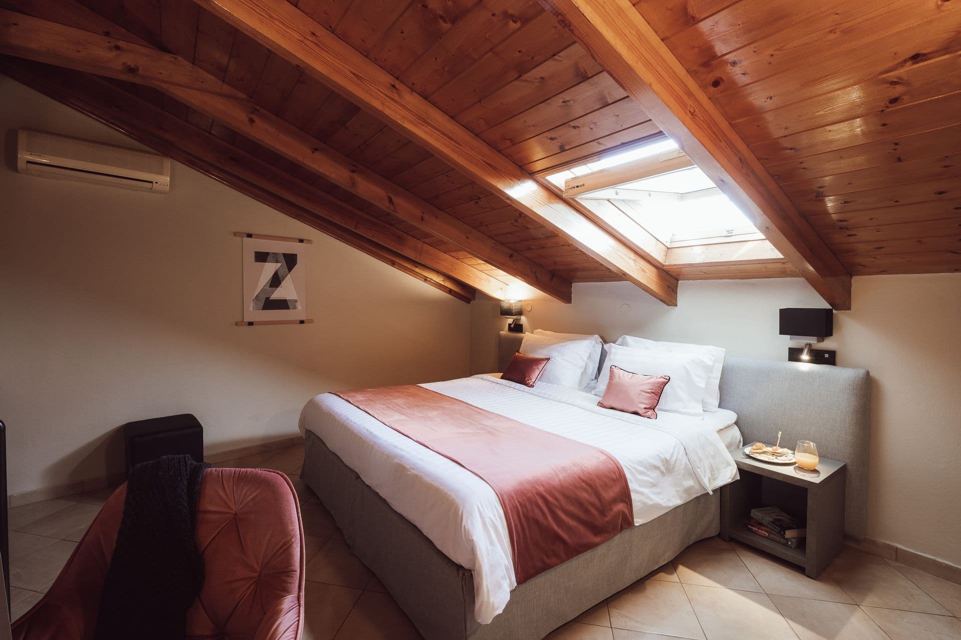 room-types-AKTIHOTEL-JNATT-0.jpg