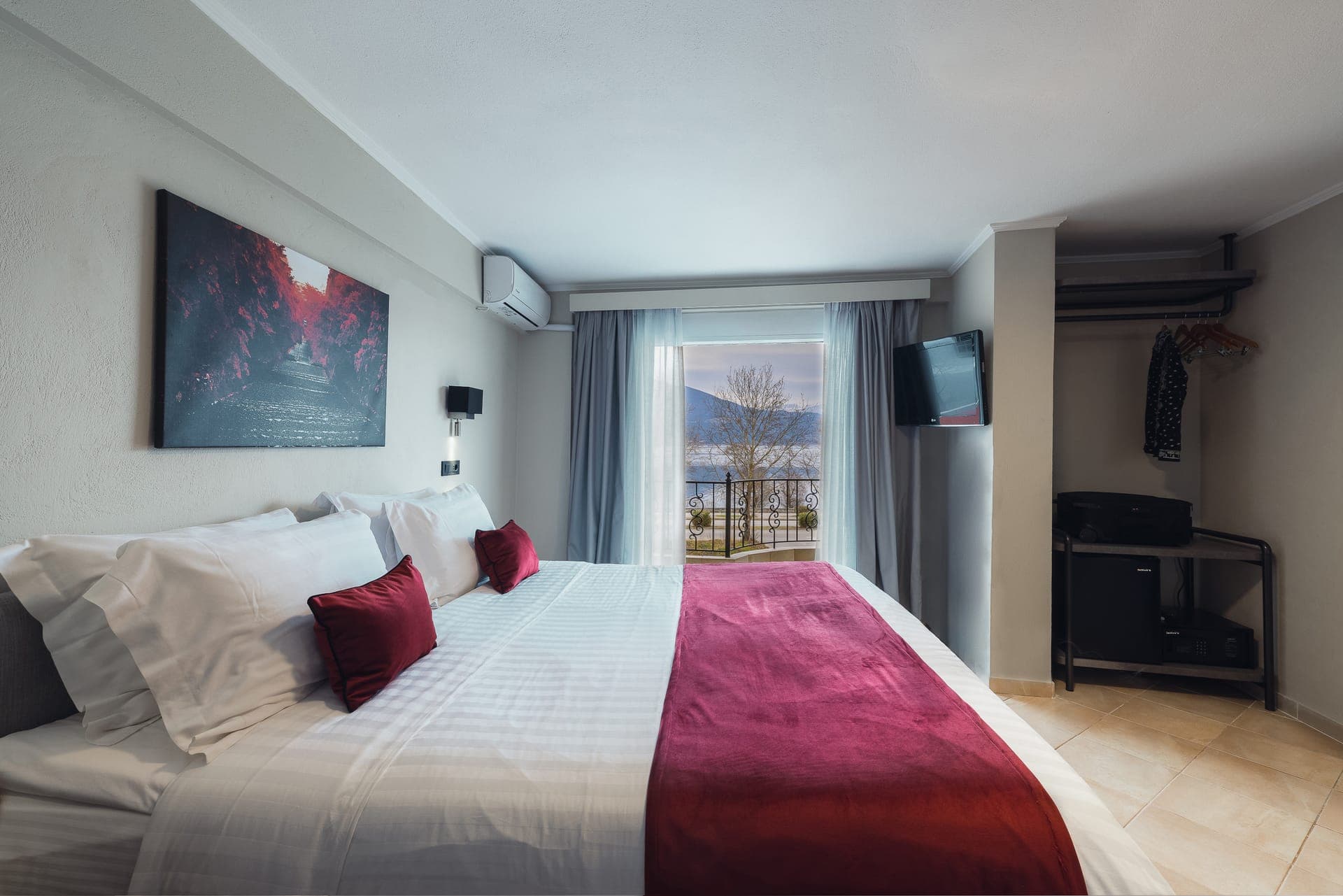 room-types-AKTIHOTEL-SUPLV-0.jpg