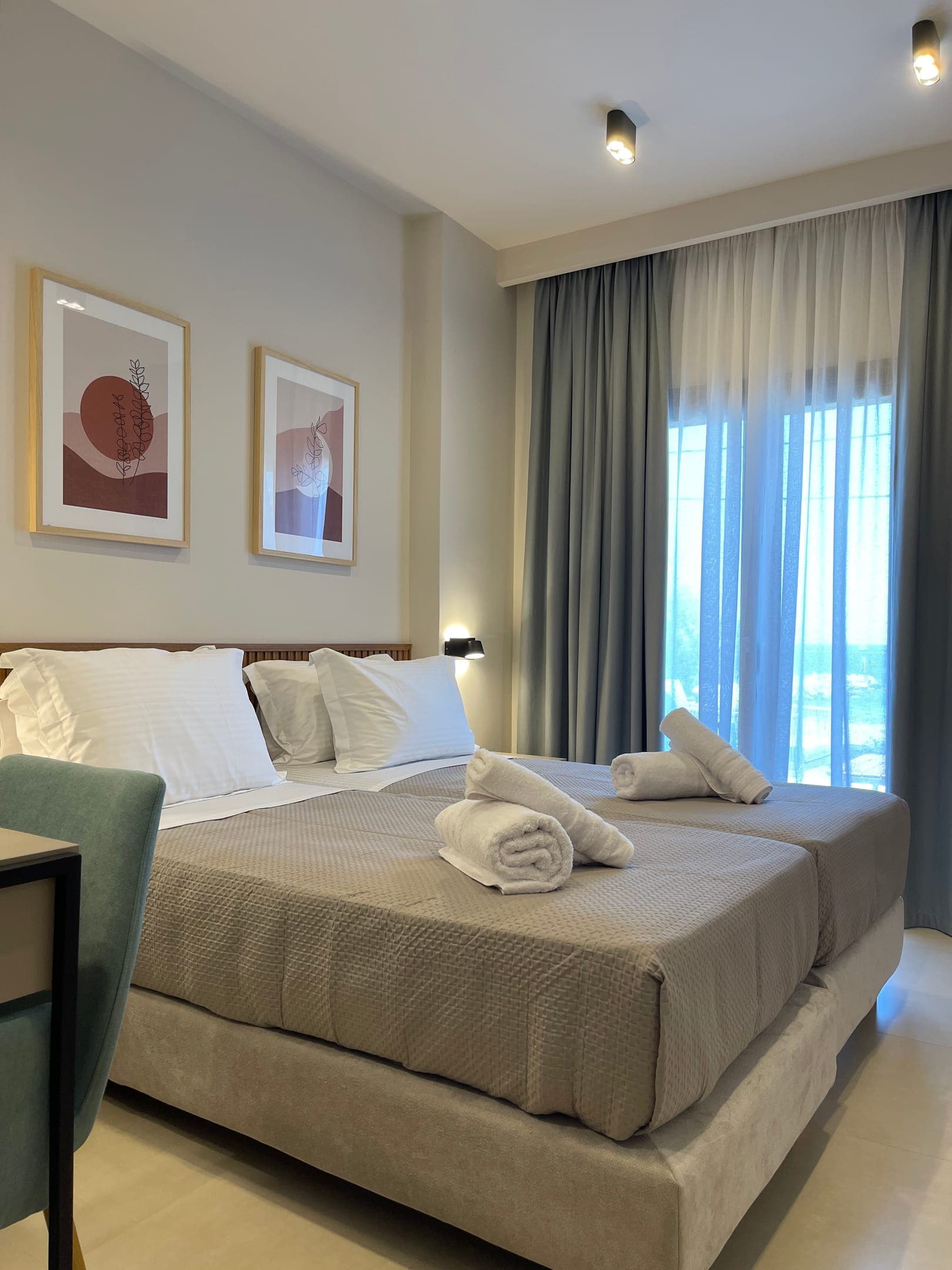 room-types-AKTIVGLSEA-1516-0.jpg