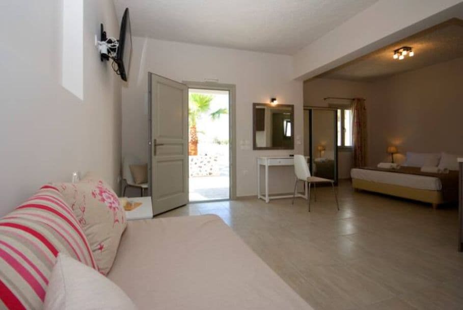 room-types-ALAFOUZOS-SUPPV-0.jpg