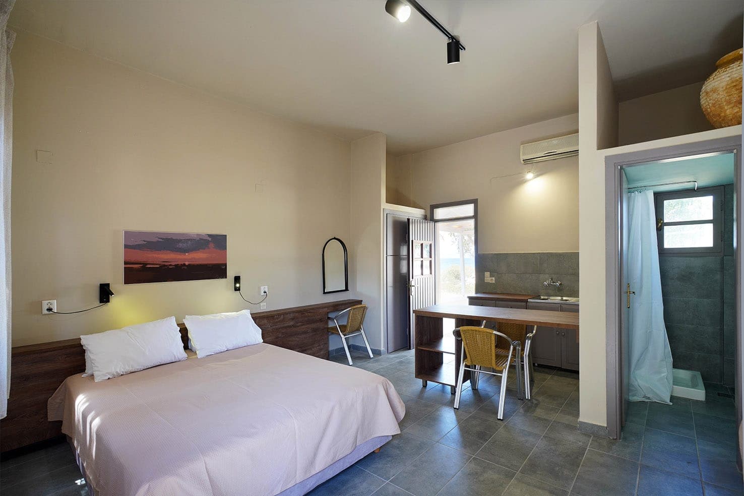 room-types-ALEKOS-STD7-0.jpg