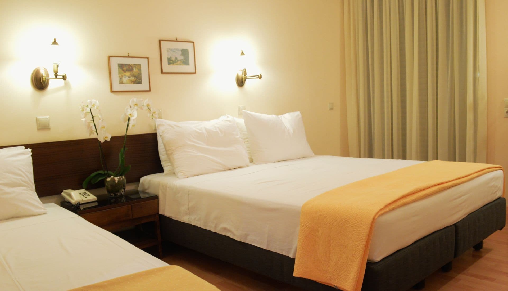 room-types-ALEXAKIS-TRPLRO-0.jpg