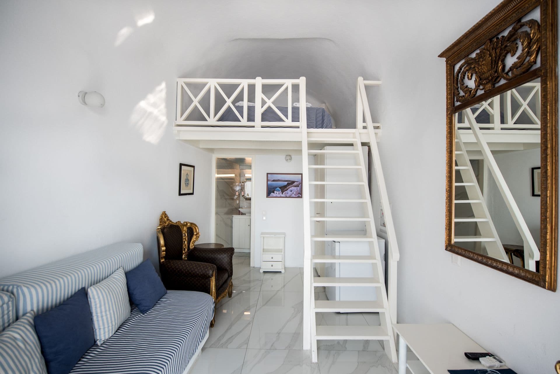 room-types-ALEXANDER-STD-0.jpg