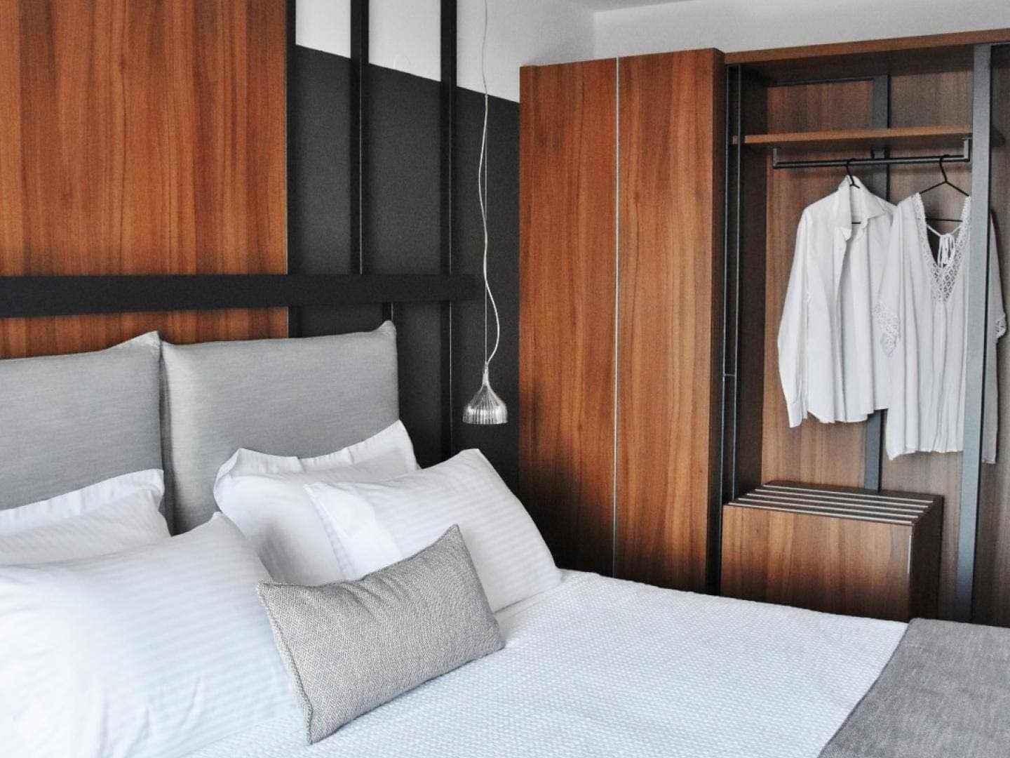room-types-ALEXINN-PRMDBL-0.jpg