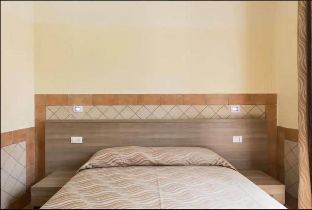 room-types-ALEXRO-SGL-0.jpg