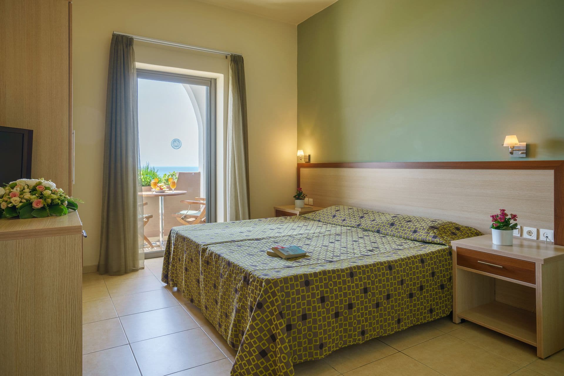 room-types-ALIANTHOSB-TRIPLE-0.jpg
