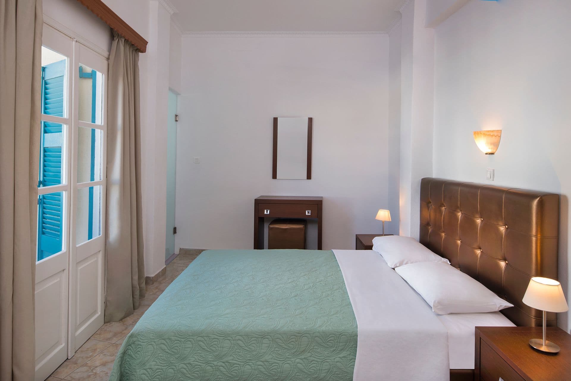 room-types-ALIZEA-SGL-0.jpg
