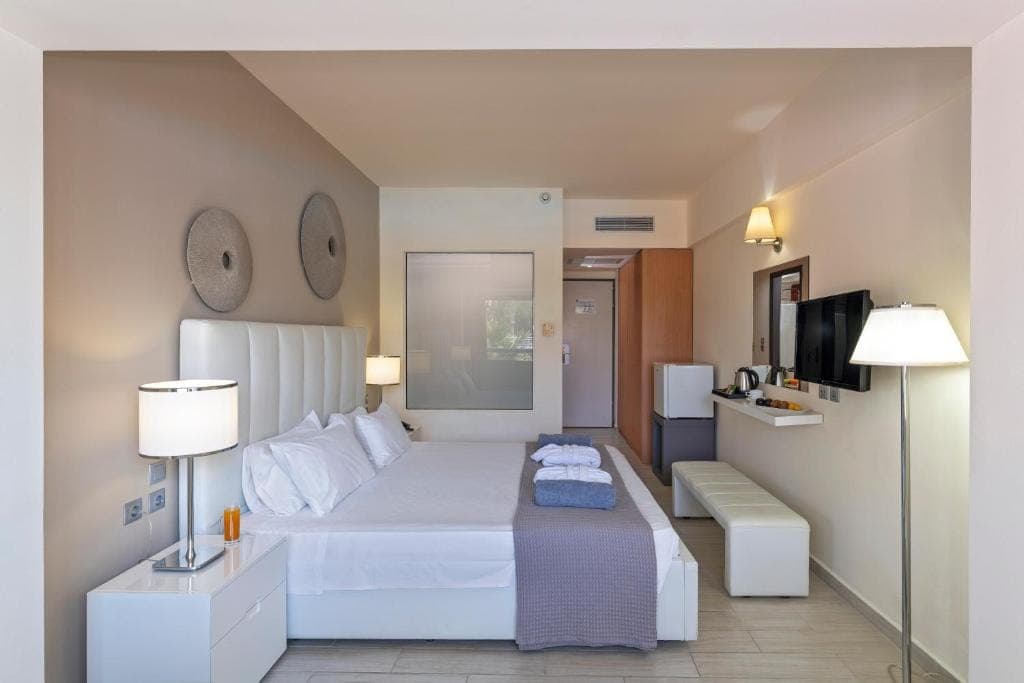 room-types-ALLSOCEAN-DBLGV-0.jpg
