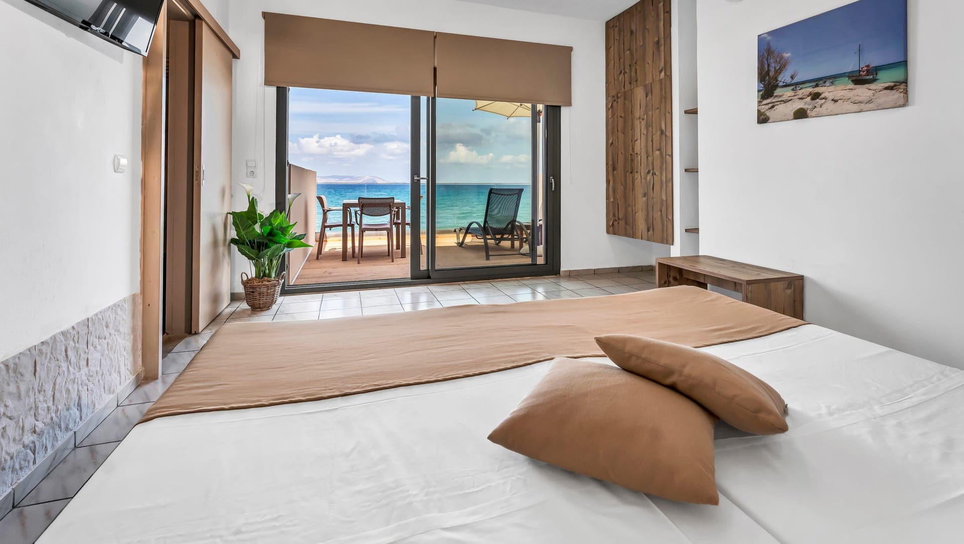 room-types-ALMAREON-SDSVB-0.jpg