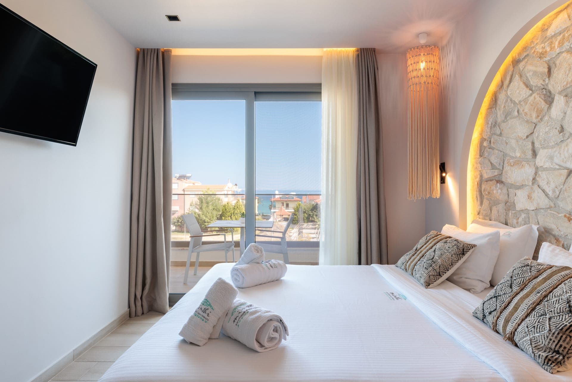 room-types-ALMATHIA-D2-0.jpg