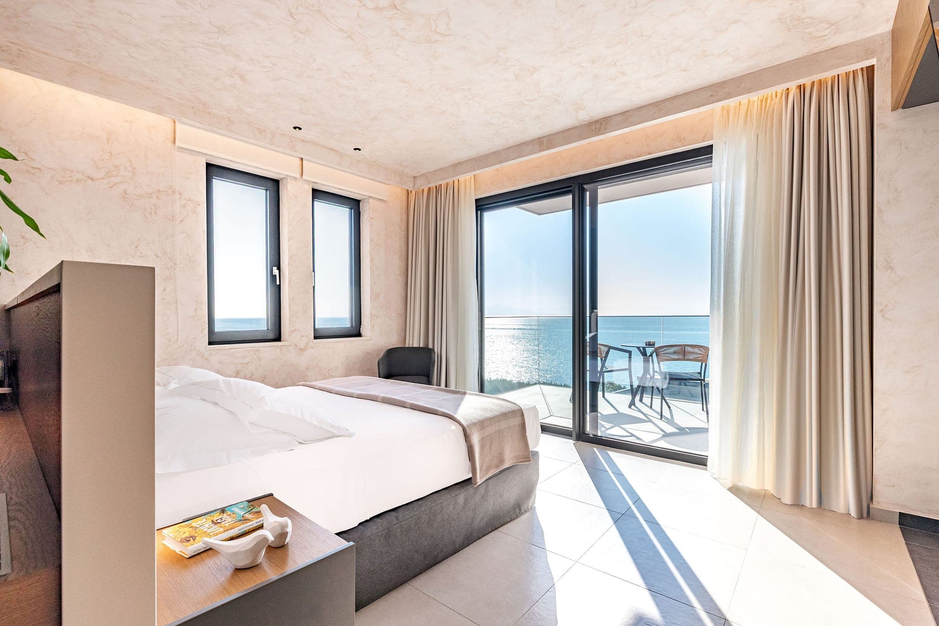room-types-ALMYRALUXU-JS-0.jpg