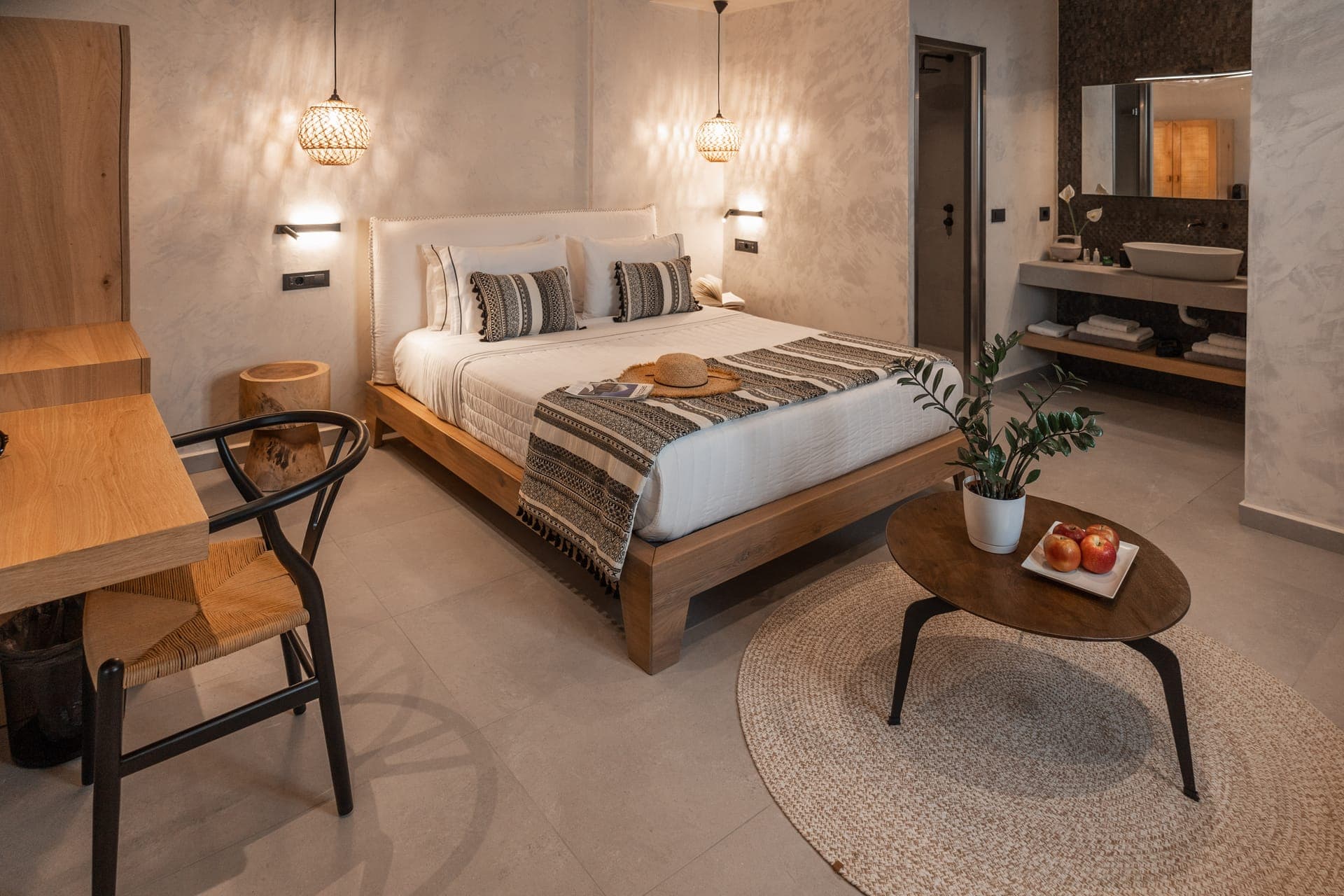 room-types-ALMYRAOIA-SUPERR-0.jpg
