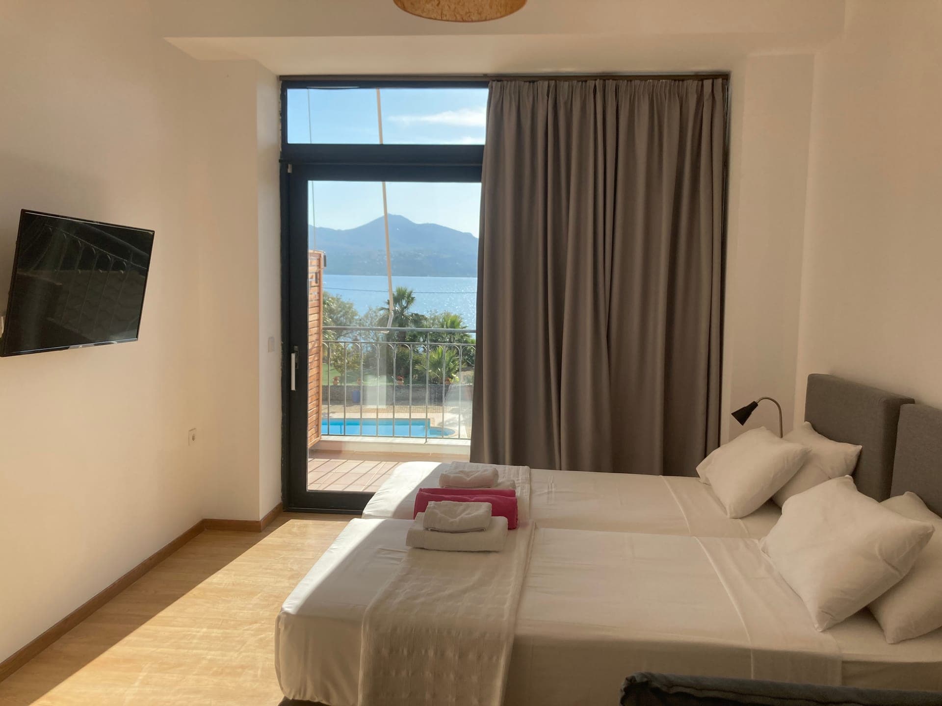 room-types-ALMYRAVILL-FAMILY-0.jpg