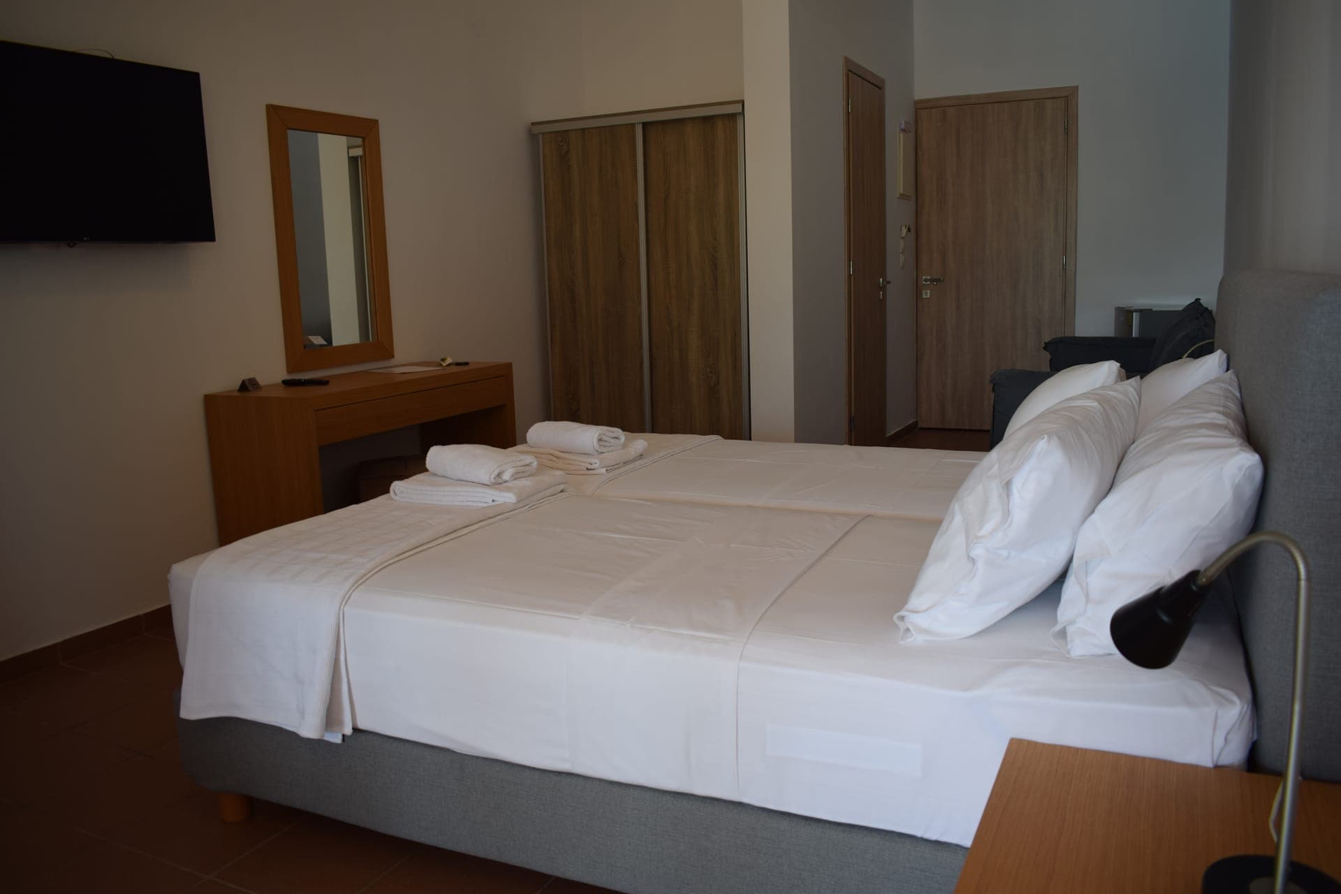 room-types-ALMYRAVILL-JUNIOR-0.jpg