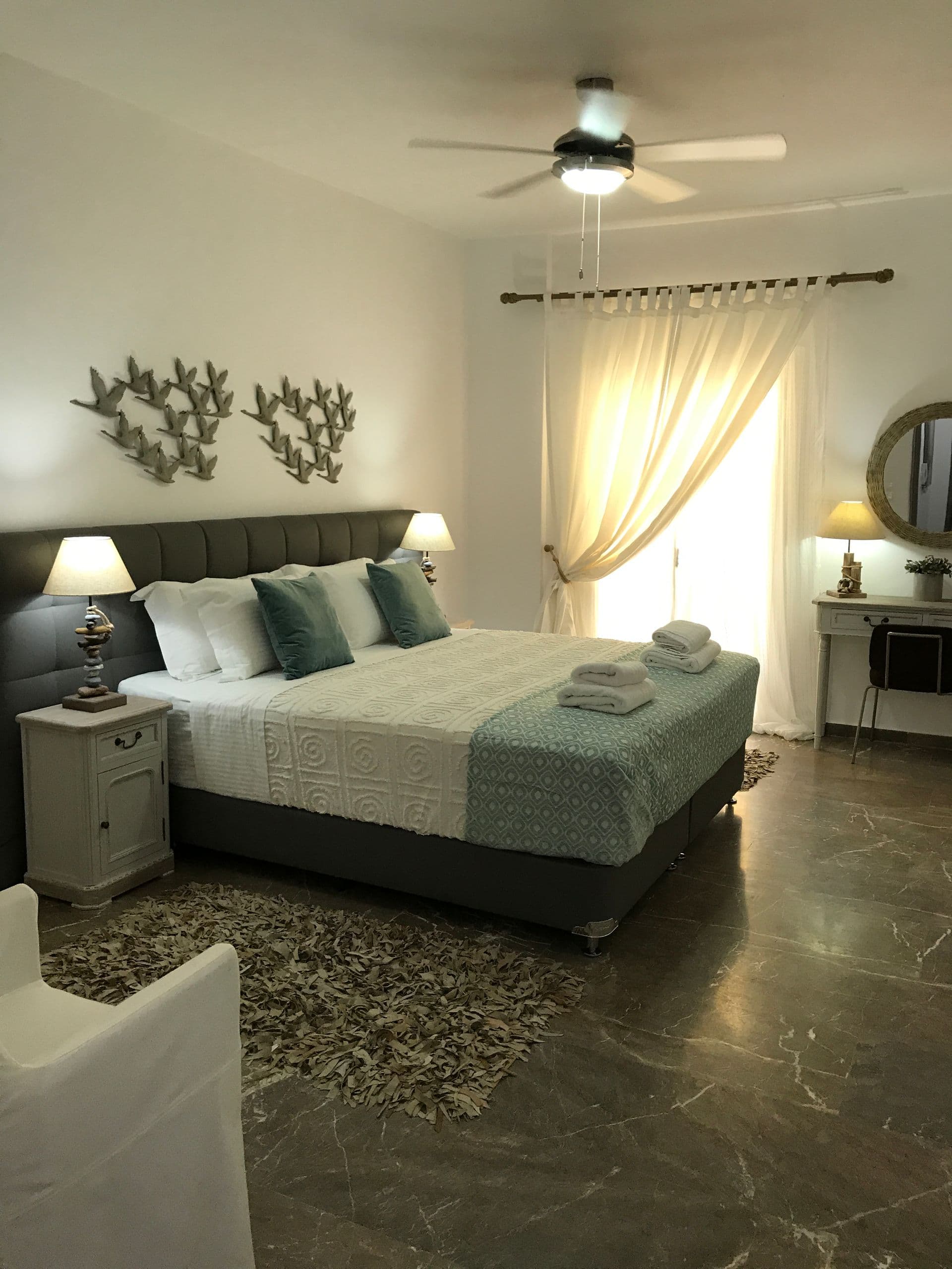room-types-ALOELUXURY-LD-0.jpg